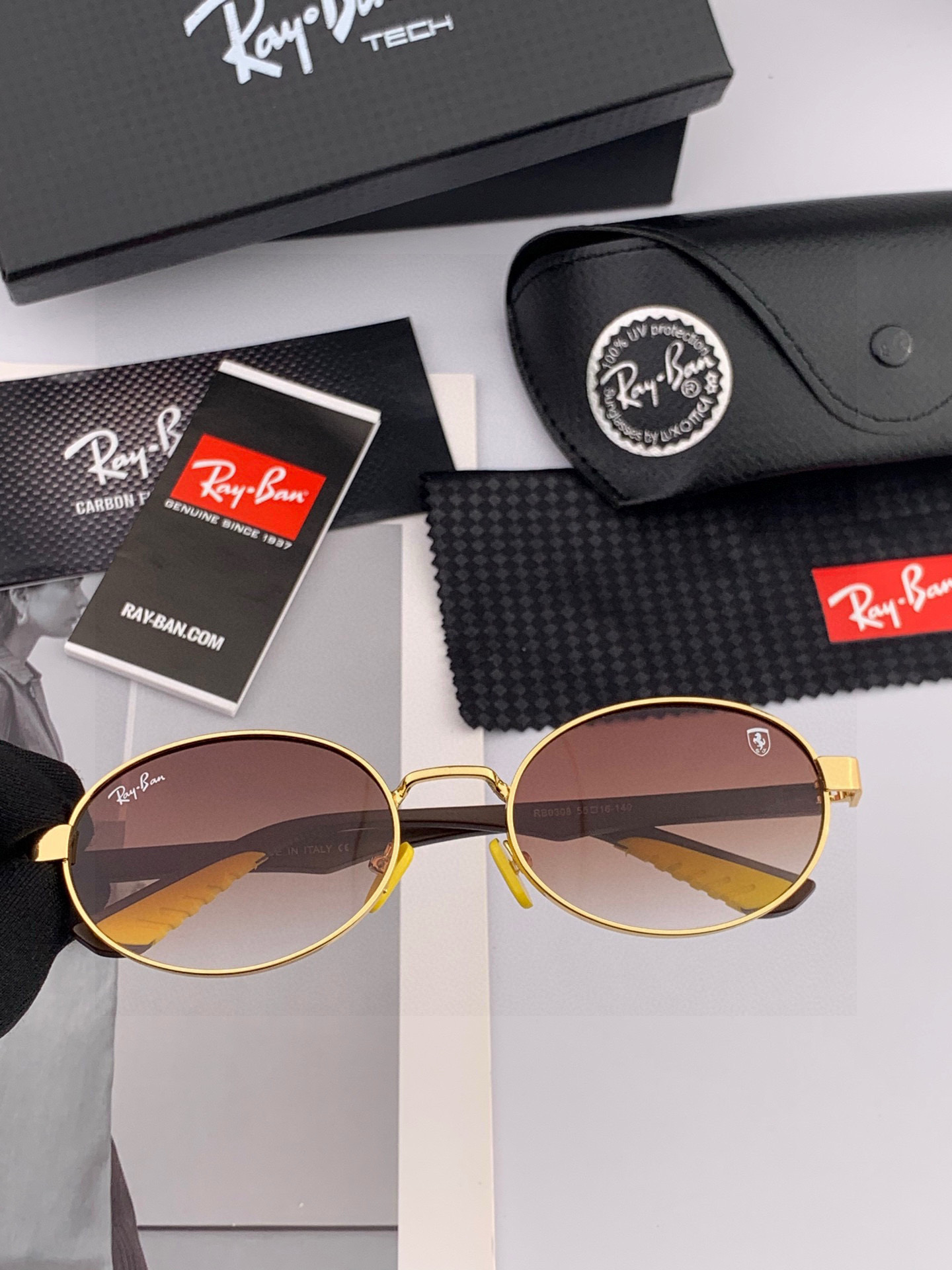 官方同步 品牌:雷朋经典男女士玻璃太阳镜 材质：美国宝丽来高清防爆钢化玻璃镜片 型号：RB8030