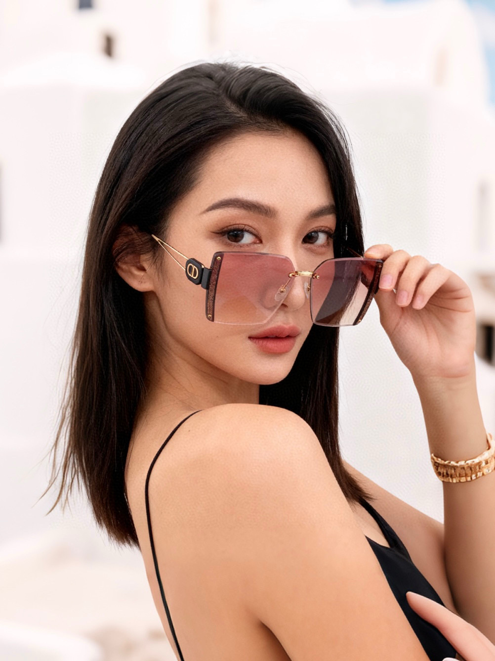 🔺 【DIOR-迪奥】2025开春新款 潮流爆款 时尚方框太阳镜 高品质 佩戴舒适 网红潮款墨镜 型号：