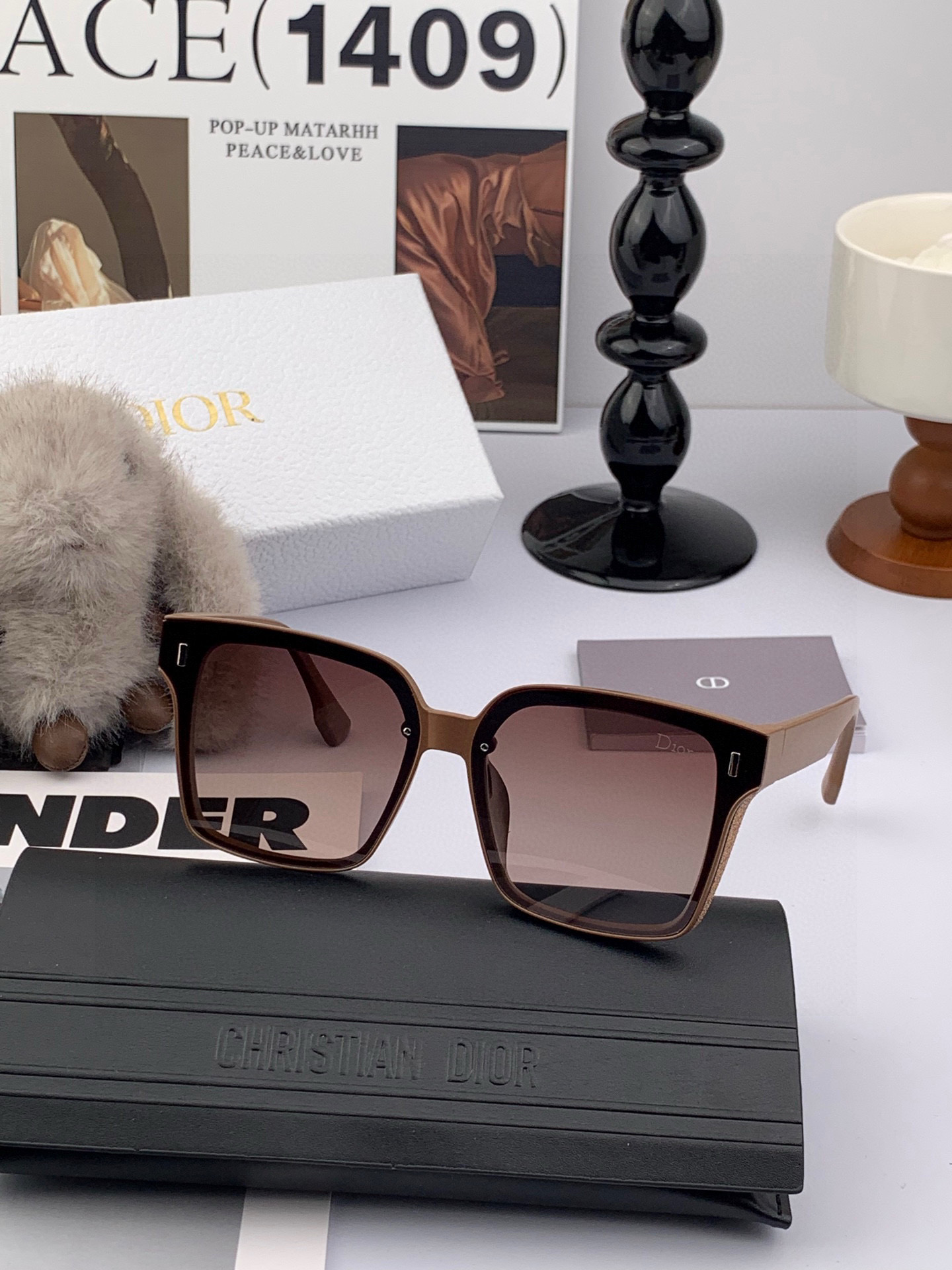 🔺 【DIOR-迪奥】2025开春新款 潮流爆款 时尚方框偏光太阳镜 高品质 佩戴舒适 网红潮款墨镜 女