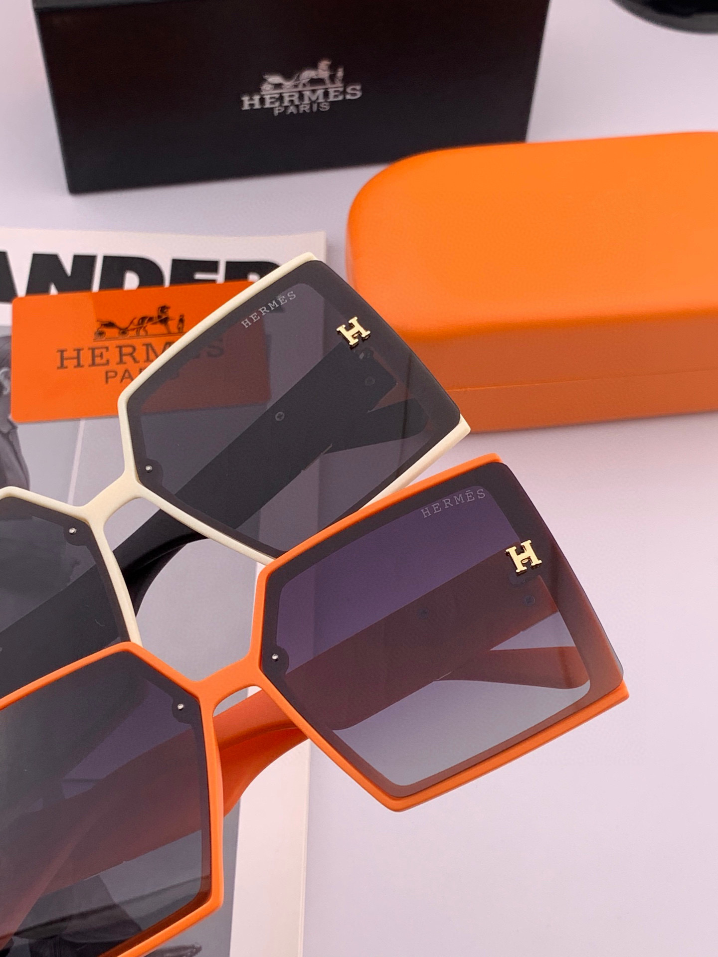 【TR偏光系列】爱马仕 经典的方框设计，不挑脸型，无论搭配大衣还是连衣裙都非常显气质尼龙偏光镜片预防紫外