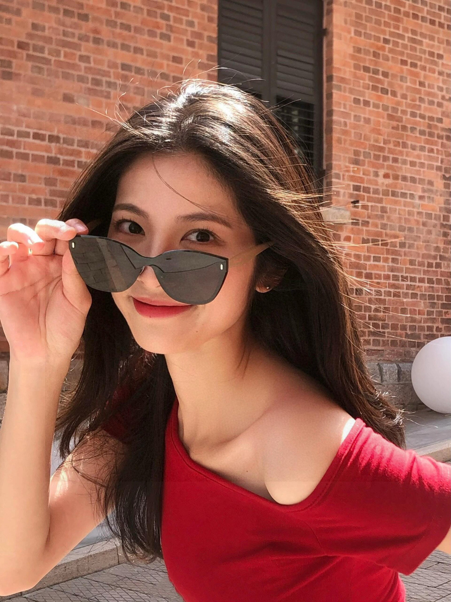 GUCCI 新款连体尼龙偏光太眼镜，情侣款时尚方框太阳镜佩戴舒适网红潮流款墨镜，大气女人范儿，大脸小脸都