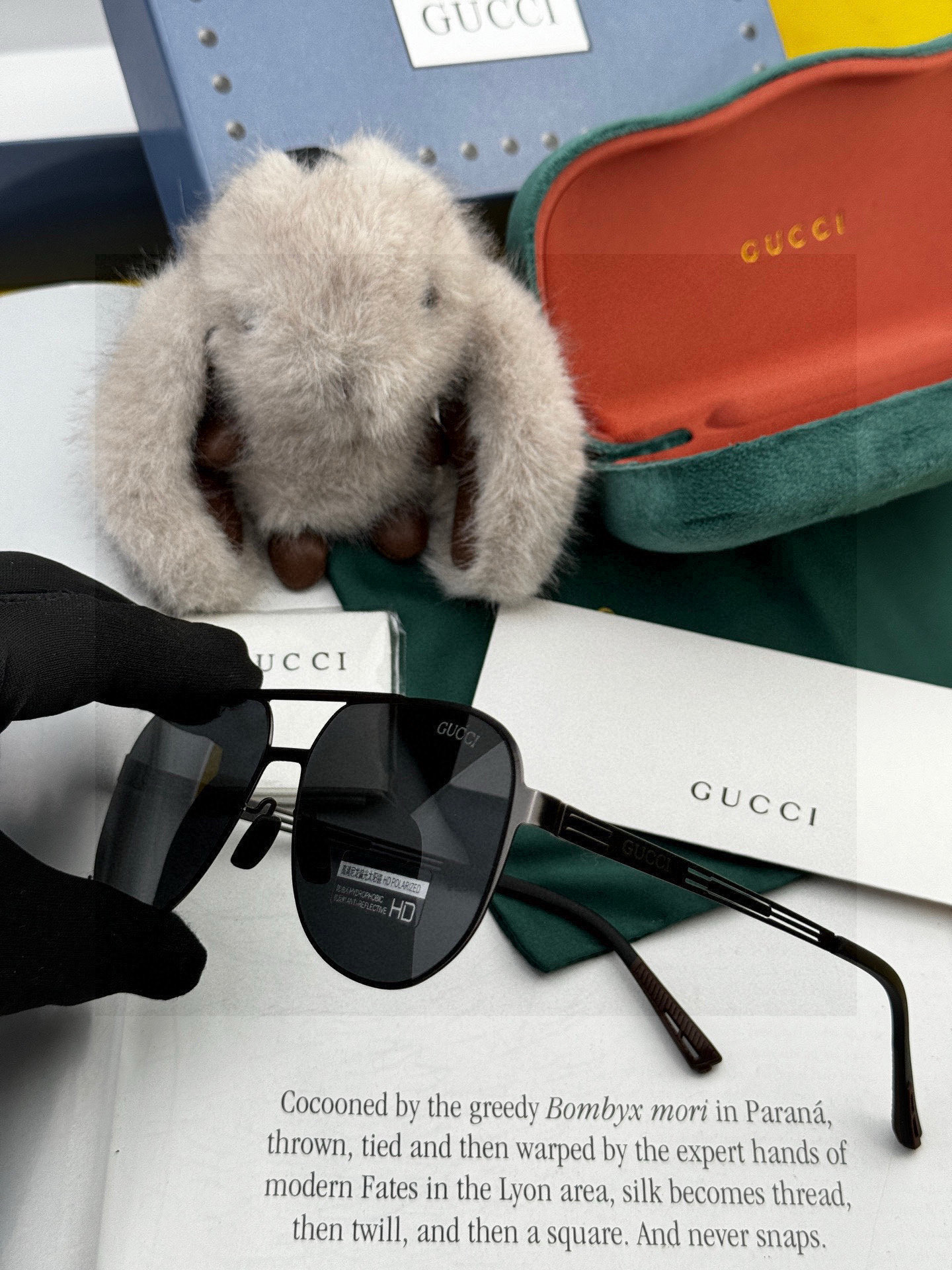 GUCC* 2025 新款男女情侣款太阳iP电镀永不褪色 卖点：超轻超有弹性整幅眼镜无螺丝重要的是压不坏