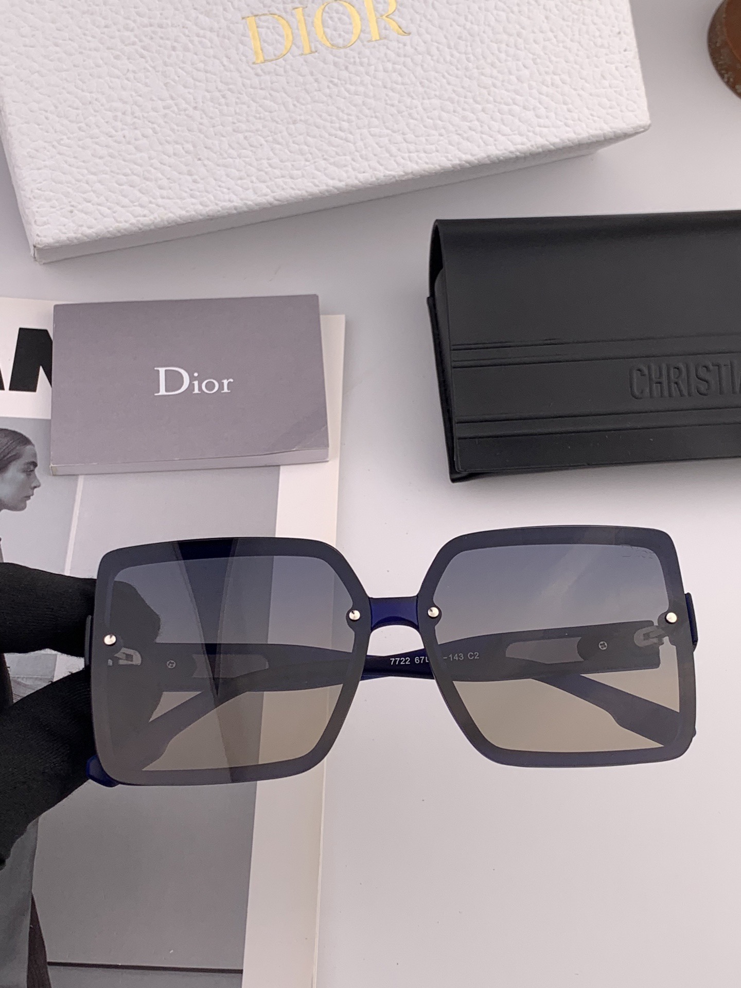🔺 【DIOR-迪奥】2025开春新款 潮流爆款 时尚方框偏光太阳镜 高品质 佩戴舒适 网红潮款墨镜 女