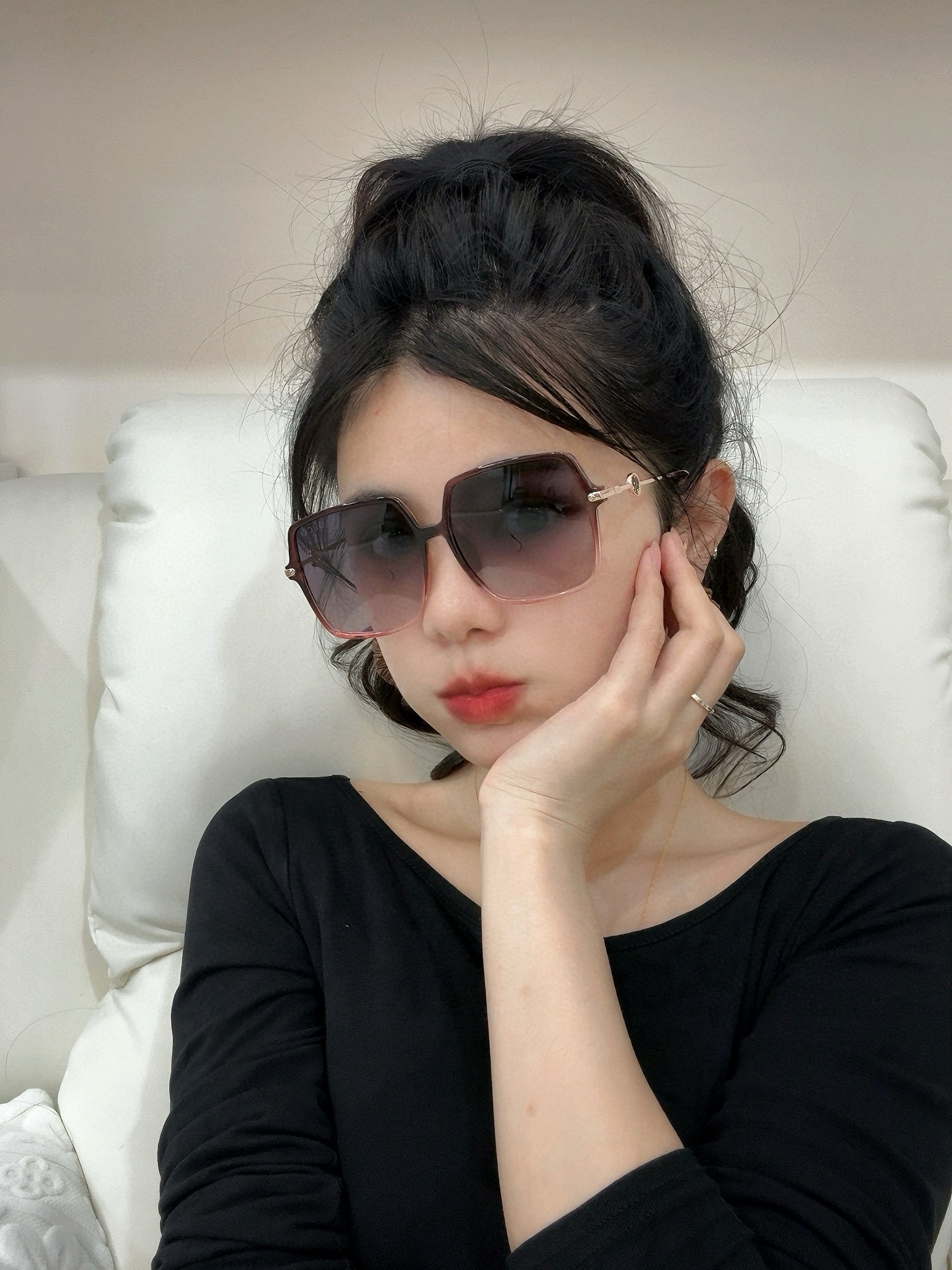 GUCCI 2025开春新款太阳镜 各路网红纷纷带起气场满分‼️ 俏皮甜美.上脸效果更佳.金属质感超好 