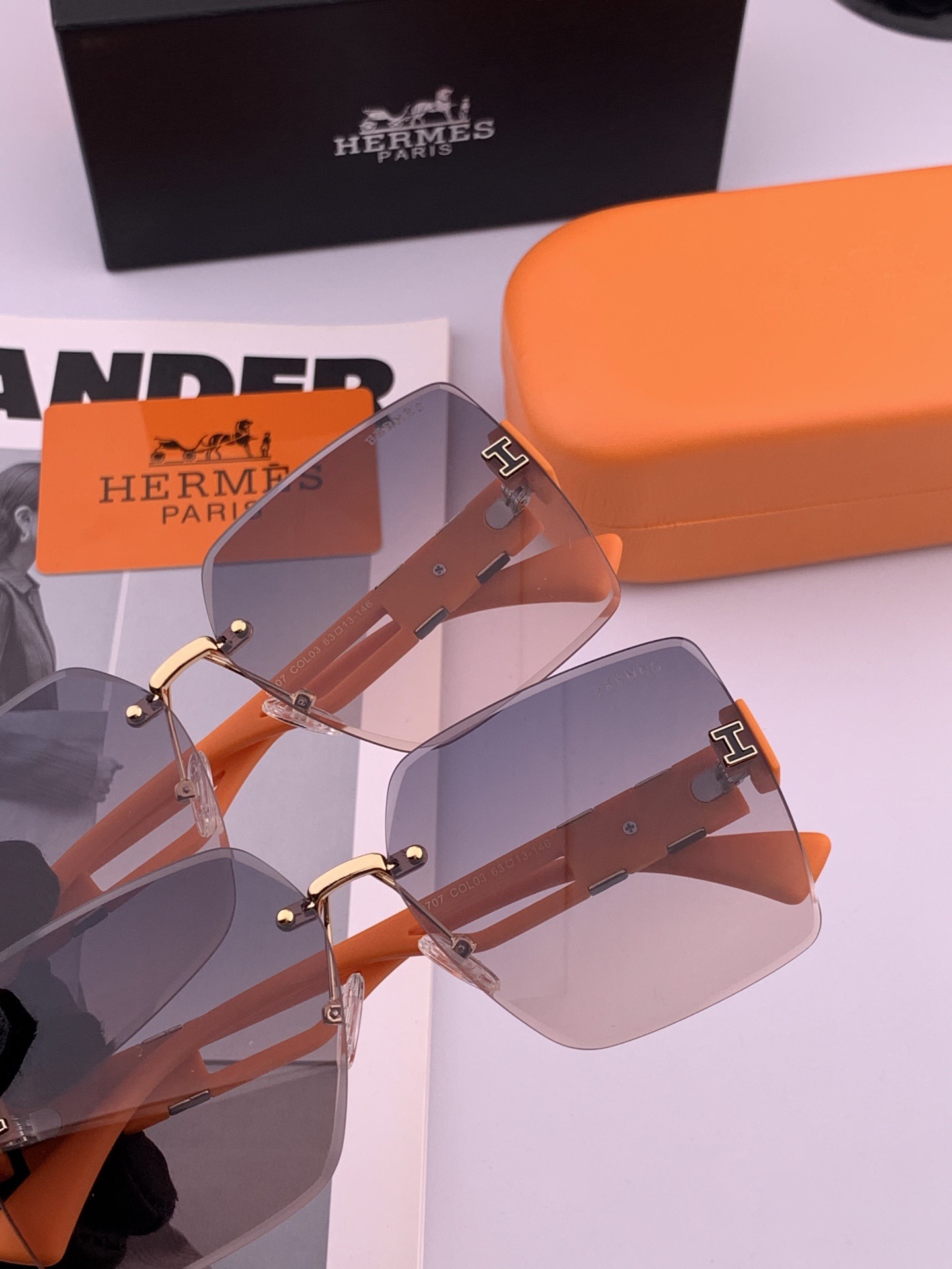 【TR偏光系列】爱马仕 经典的方框设计，不挑脸型，无论搭配大衣还是连衣裙都非常显气质尼龙偏光镜片预防紫外