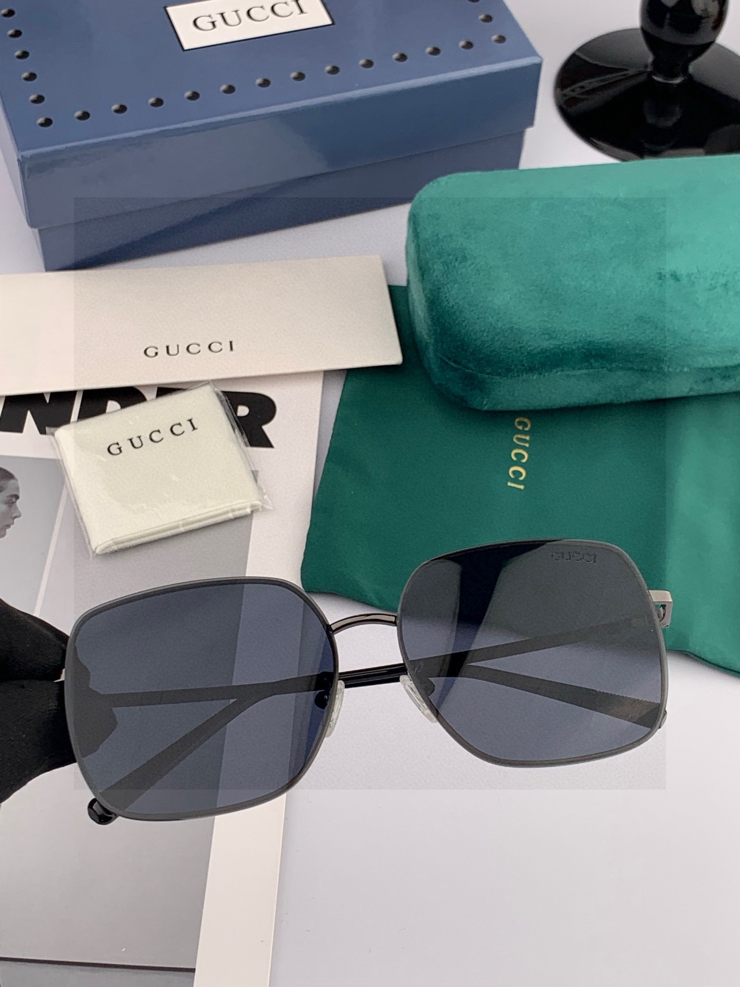 GUCCI 男款炫彩飞行员偏光太阳镜 ❤️材质：高清尼龙加厚卡槽高清偏光镜片 🌹无边框镜架💕颜👍型号：G