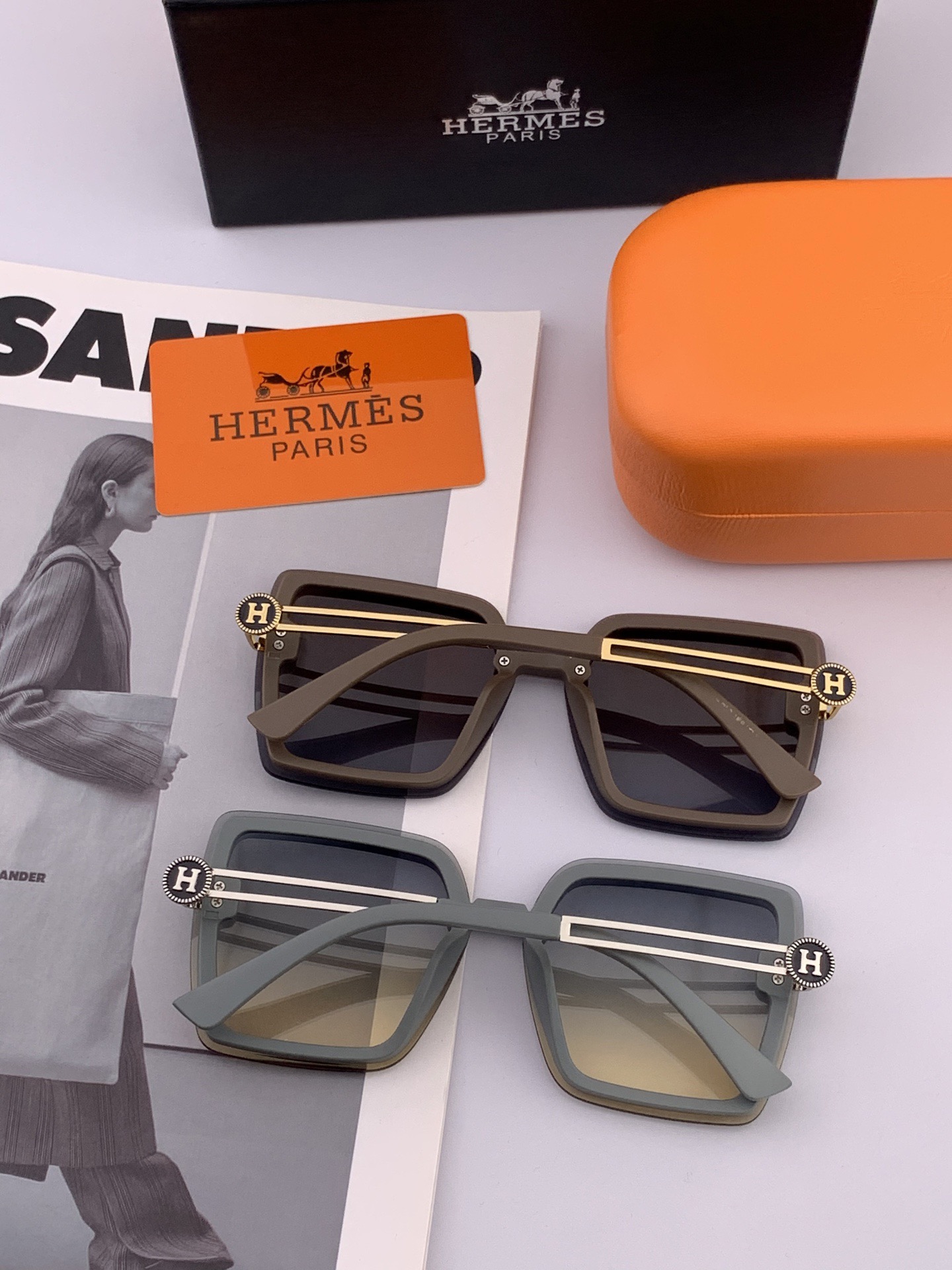 【尼龙系列】爱马仕 经典的方框设计，不挑脸型，无论搭配大衣还是连衣裙都非常显气质尼龙镜片预防紫外线 型号