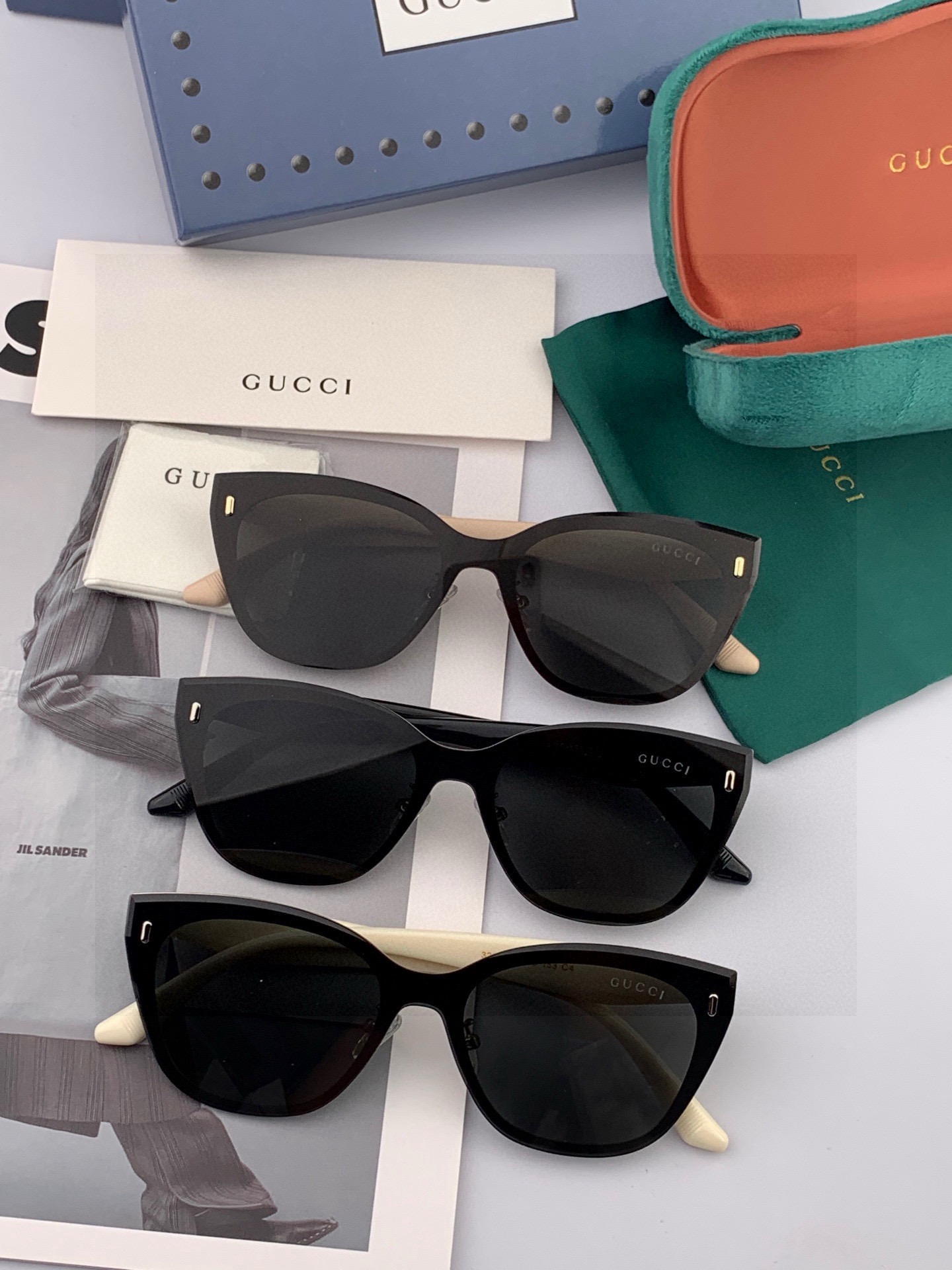 GUCCI 新款连体尼龙偏光太眼镜，情侣款时尚方框太阳镜佩戴舒适网红潮流款墨镜，大气女人范儿，大脸小脸都