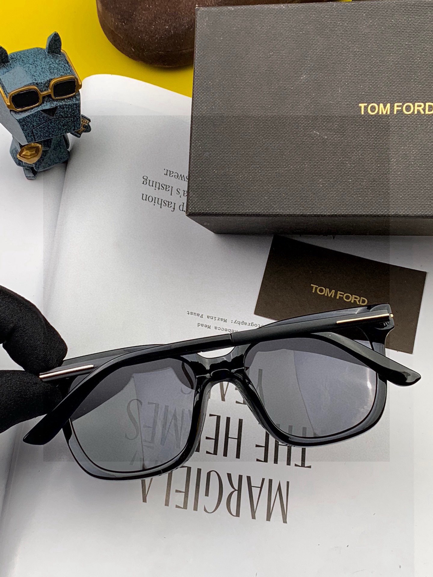 【TOMFORD】汤姆福特 爆款来袭！经典火爆作品 重磅出击 ！超经典偏光眼镜，时刻展现时尚大牌风范！我
