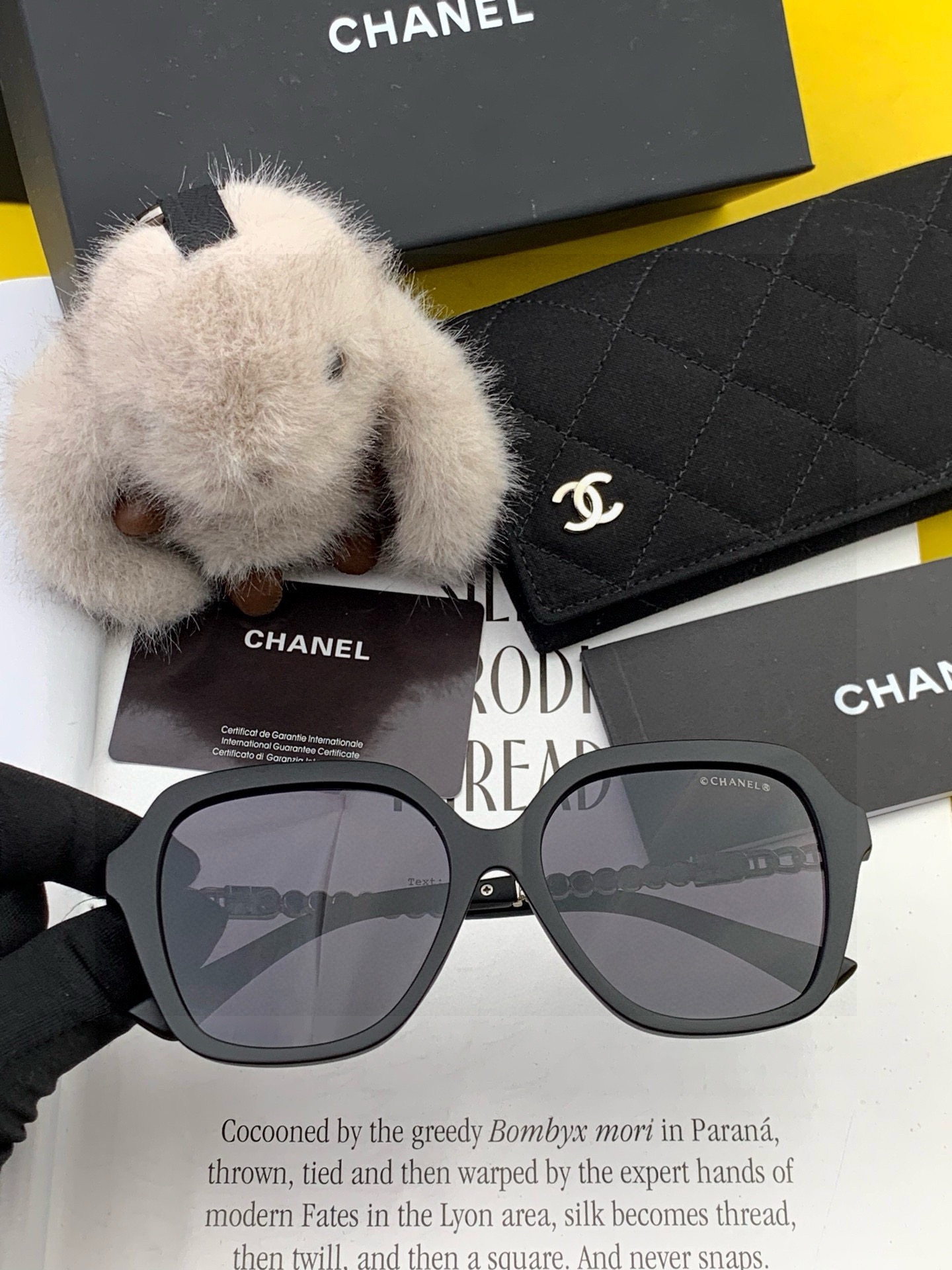 新品CHANEL 香奈儿太阳镜以独特魅力和前卫风格诠释春夏最新眼镜，质感超好佩带舒适 型号：CH6305