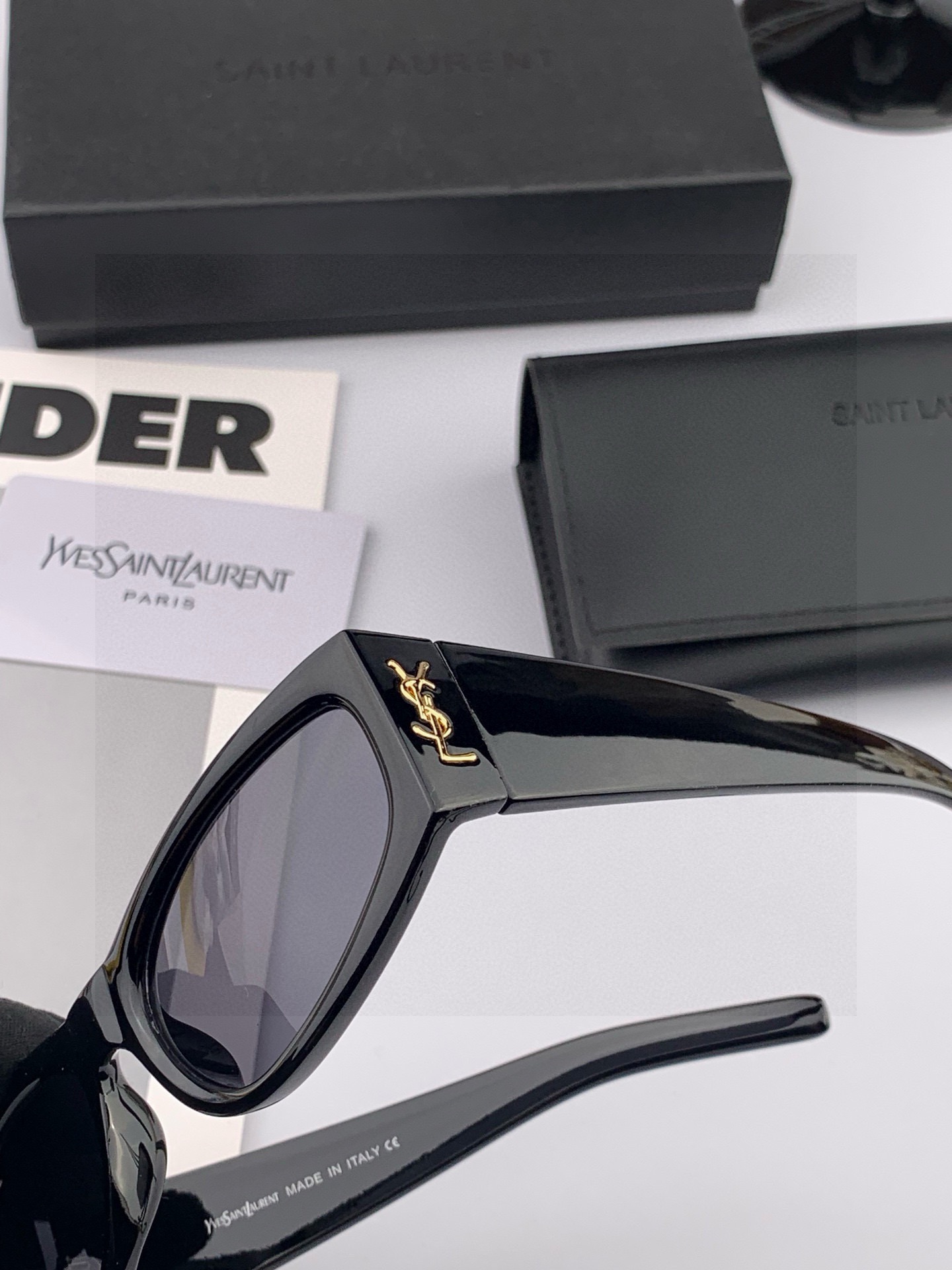 新品SAINTOWEN圣罗兰 官网最新款 独具奢华外观和精致线条 风格华贵典雅 轻盈舒适 众多明星网红追