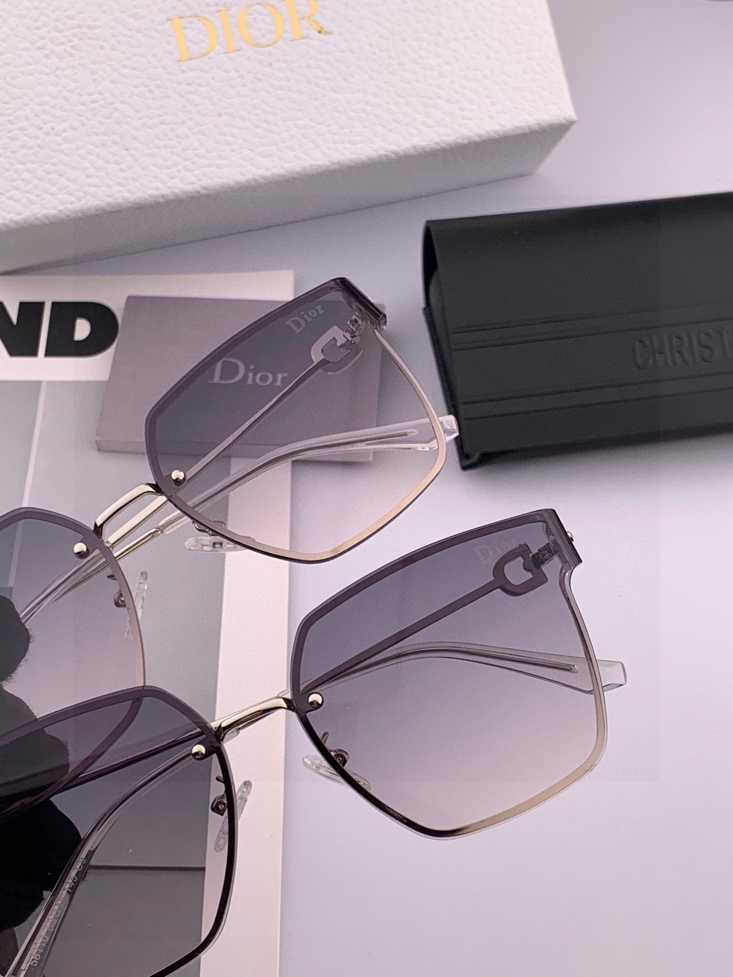 DIOR🌋☔️时尚无框太阳镜镜片 顶级奢侈品[强] 高品质[胜利][亲亲]🍦🍨 [得意] 气质非凡😄 🍫