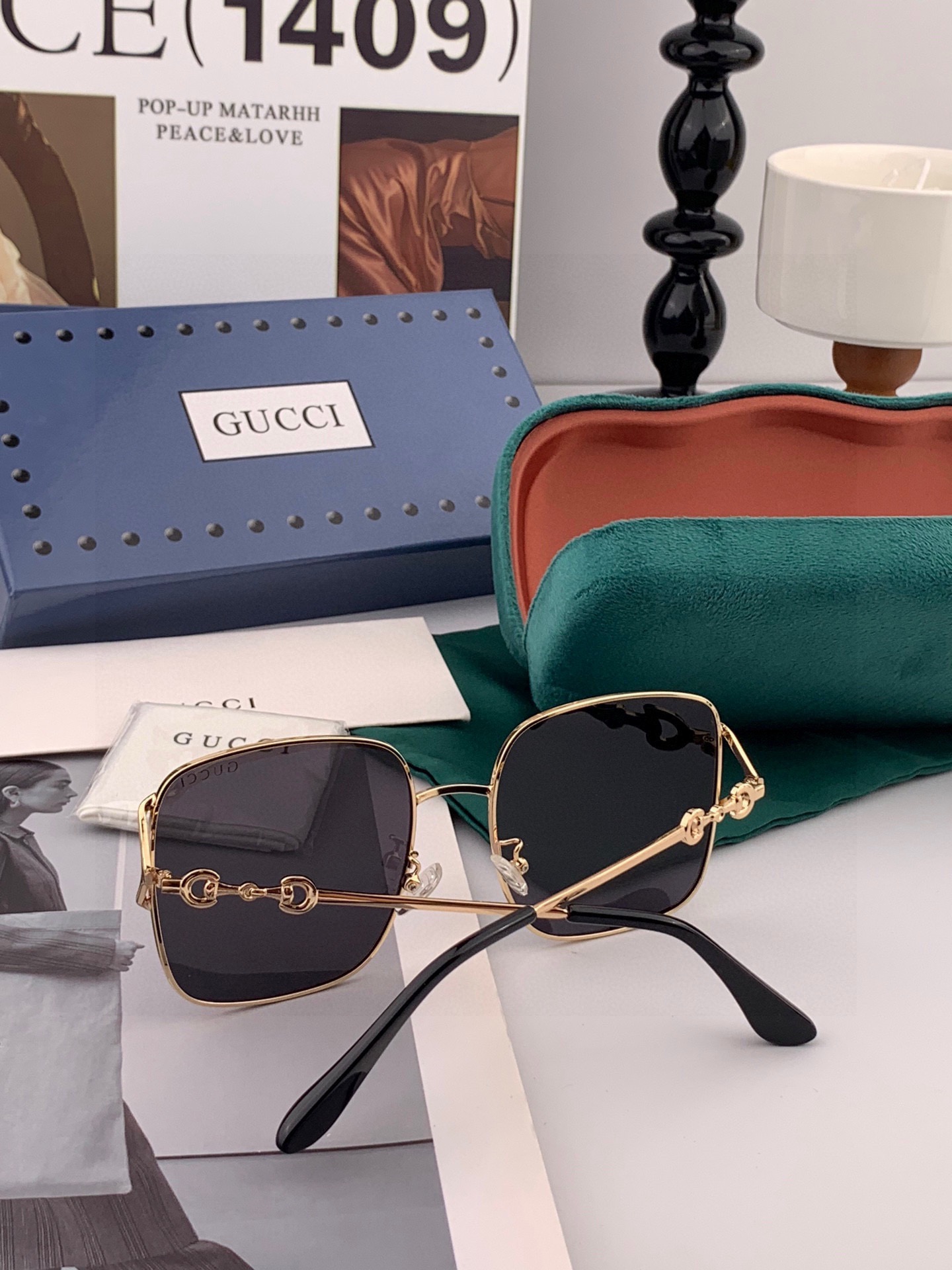 GUCCI 开春新款 最新款方框太阳镜 各路网红纷纷带起气场满分‼️ 俏皮甜美.上脸效果更佳.金属质感超