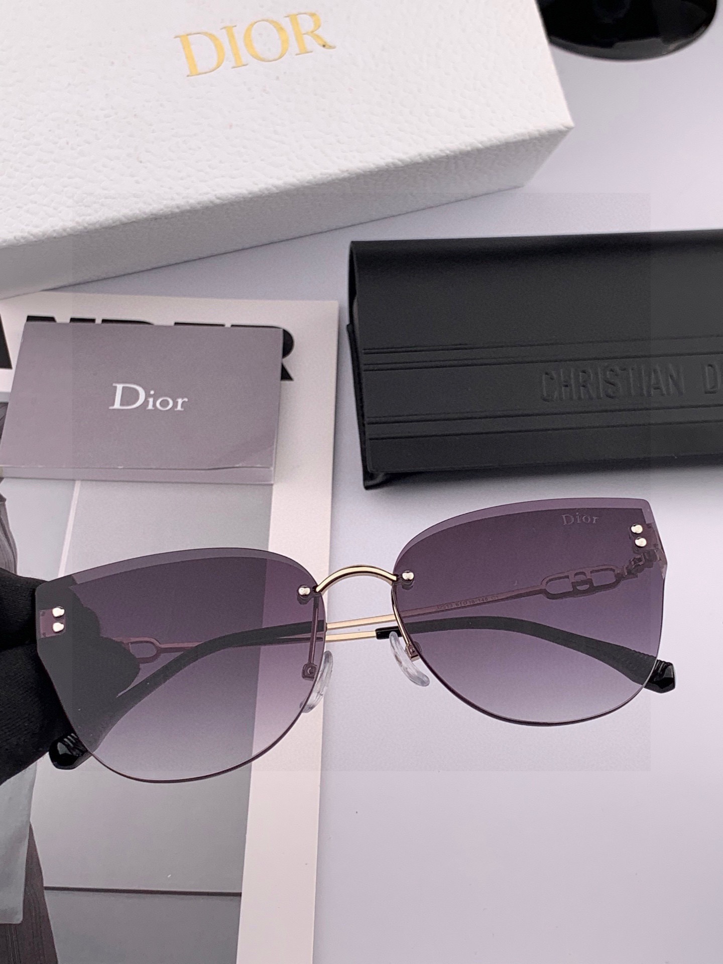 DIOR🌋☔️时尚无框太阳镜镜片 顶级奢侈品[强] 高品质[胜利][亲亲]🍦🍨 [得意] 气质非凡😄 🍫