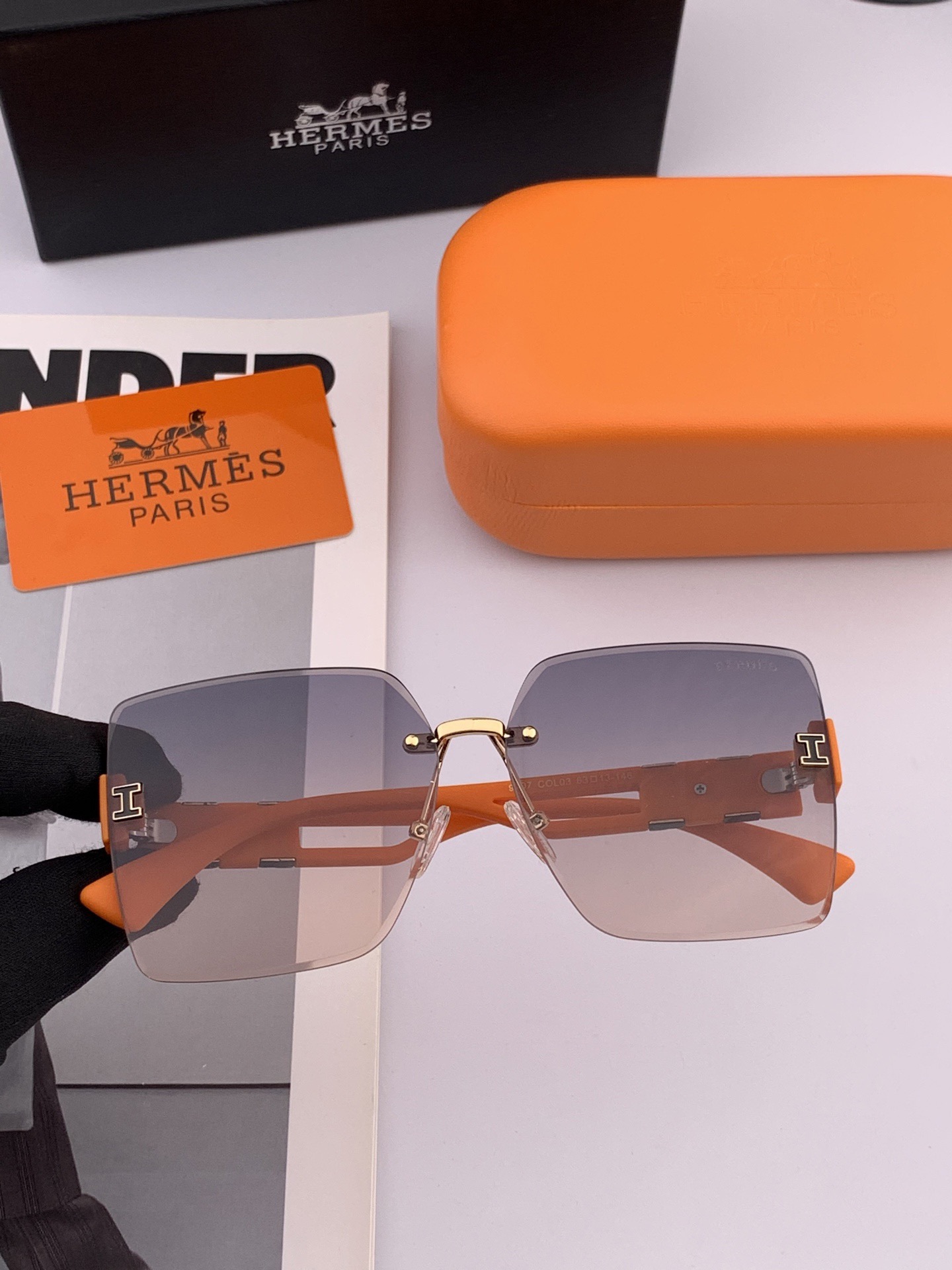 【TR偏光系列】爱马仕 经典的方框设计，不挑脸型，无论搭配大衣还是连衣裙都非常显气质尼龙偏光镜片预防紫外