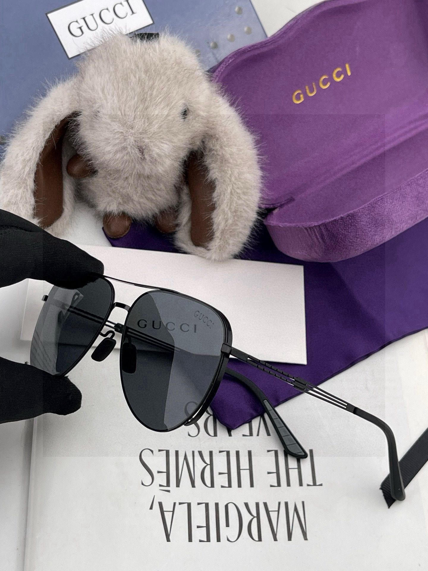 GUCCI 男款炫彩飞行员偏光太阳镜 ❤️材质：高清尼龙加厚卡槽高清偏光镜片 🌹无边框镜架💕颜👍型号：G