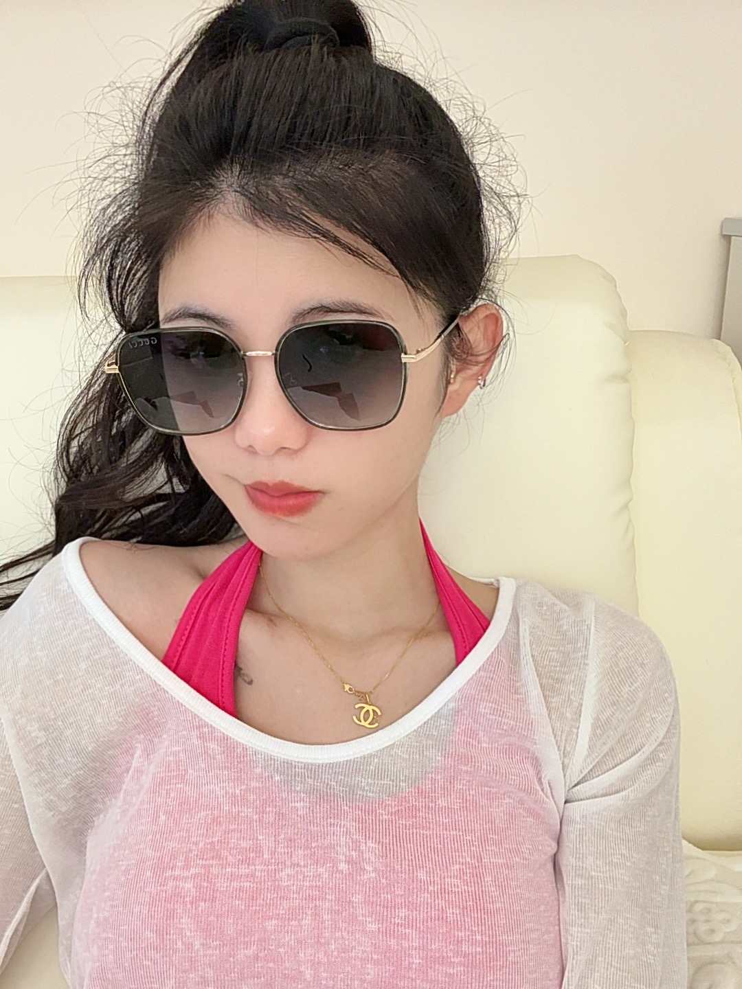 GUCCI 2025开春新款 最新款方框太阳镜 各路网红纷纷带起气场满分‼️ 俏皮甜美.上脸效果更佳.金