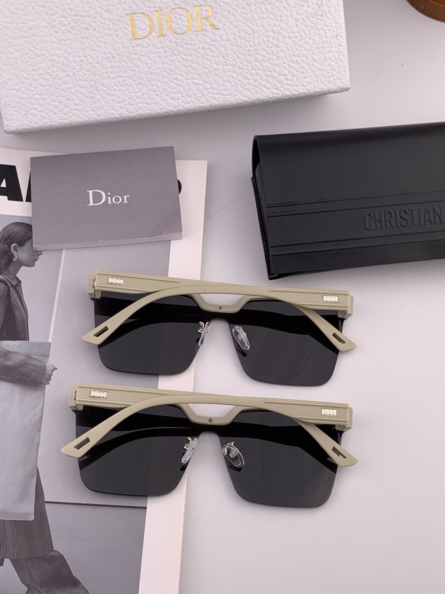 🔺 【DIOR尼龙偏光连体太阳镜】2025开春新款 潮流爆款 时尚方框偏光太阳镜 高品质 佩戴舒适 网红