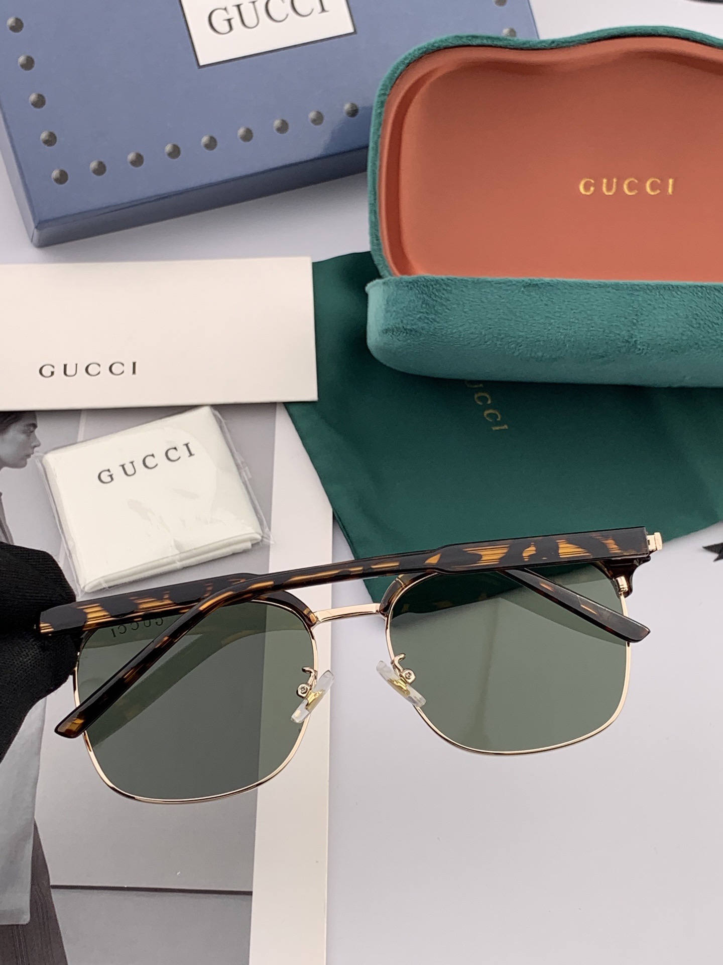 🔺 【GUCCI-偏光太阳镜】2025开春新款 潮流爆款 时尚方框偏光太阳镜 高品质 佩戴舒适 网红潮款