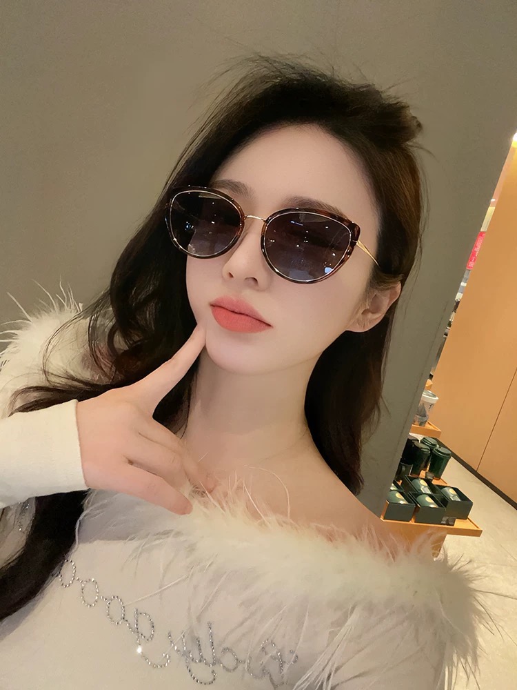 🔺 【GUCCI-偏光太阳镜】2025开春新款 潮流爆款 时尚圆框偏光太阳镜 高品质 佩戴舒适 网红潮款