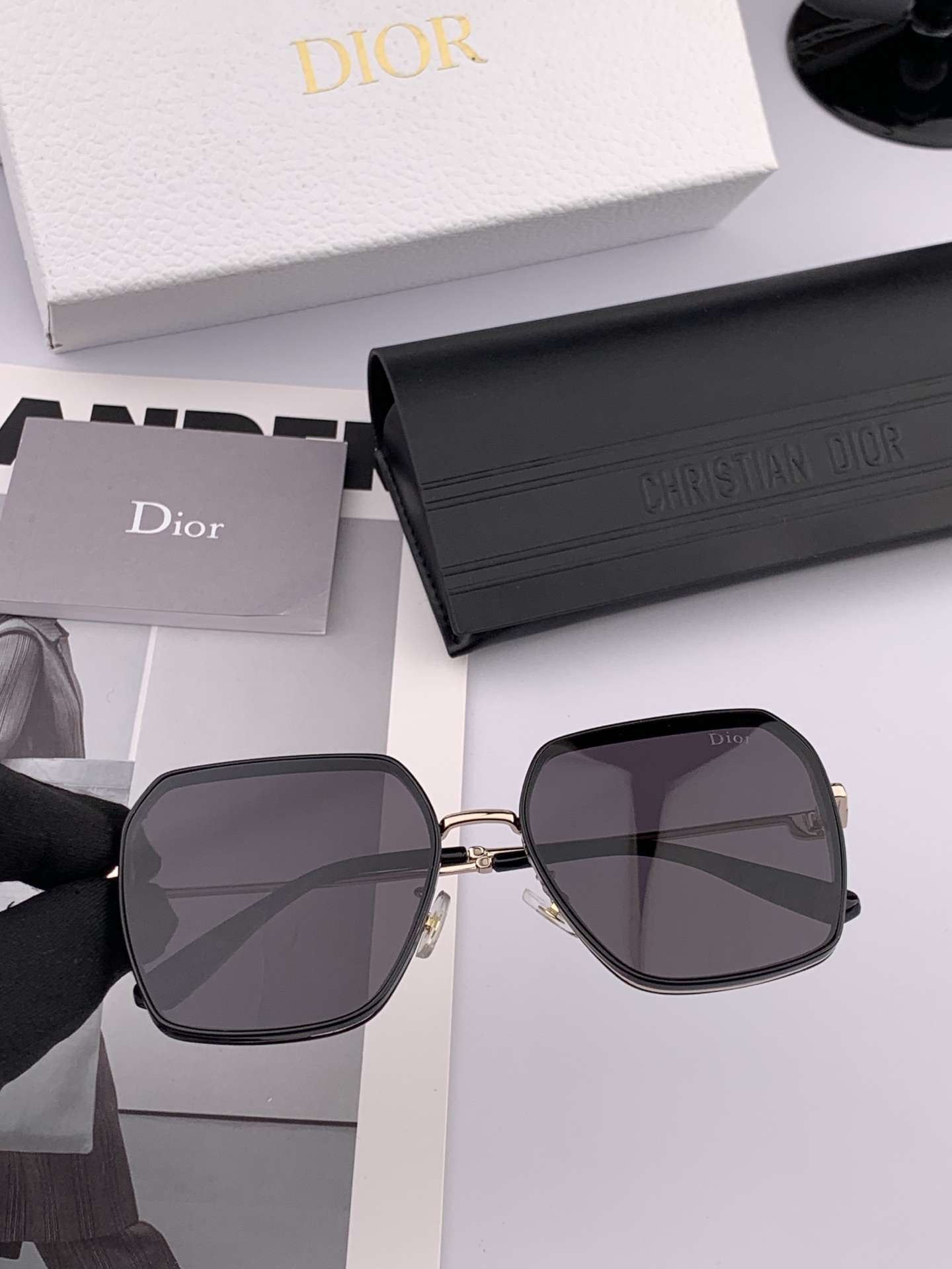 🔺 【DIOR-迪奥】开春新款 潮流爆款 时尚尼龙偏光太阳镜 高品质 佩戴舒适 网红潮款墨镜 型号：D7