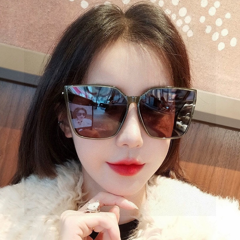 🔺 【GUCCI】开春新款 潮流爆款 时尚方框偏光太阳镜 高品质 佩戴舒适 网红潮款墨镜 女士高清尼龙偏