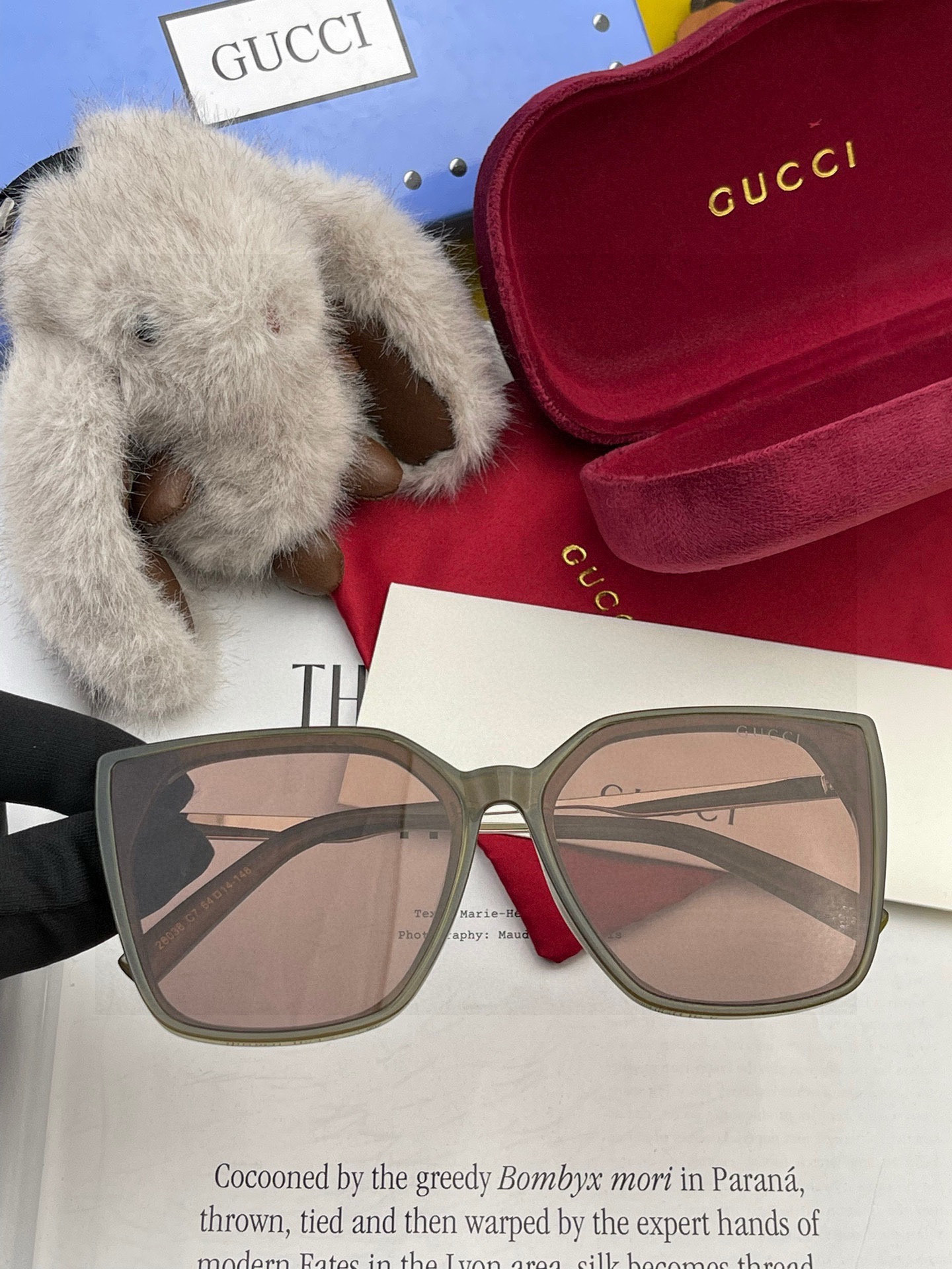 🔺 【GUCCI】开春新款 潮流爆款 时尚方框偏光太阳镜 高品质 佩戴舒适 网红潮款墨镜 女士高清尼龙偏
