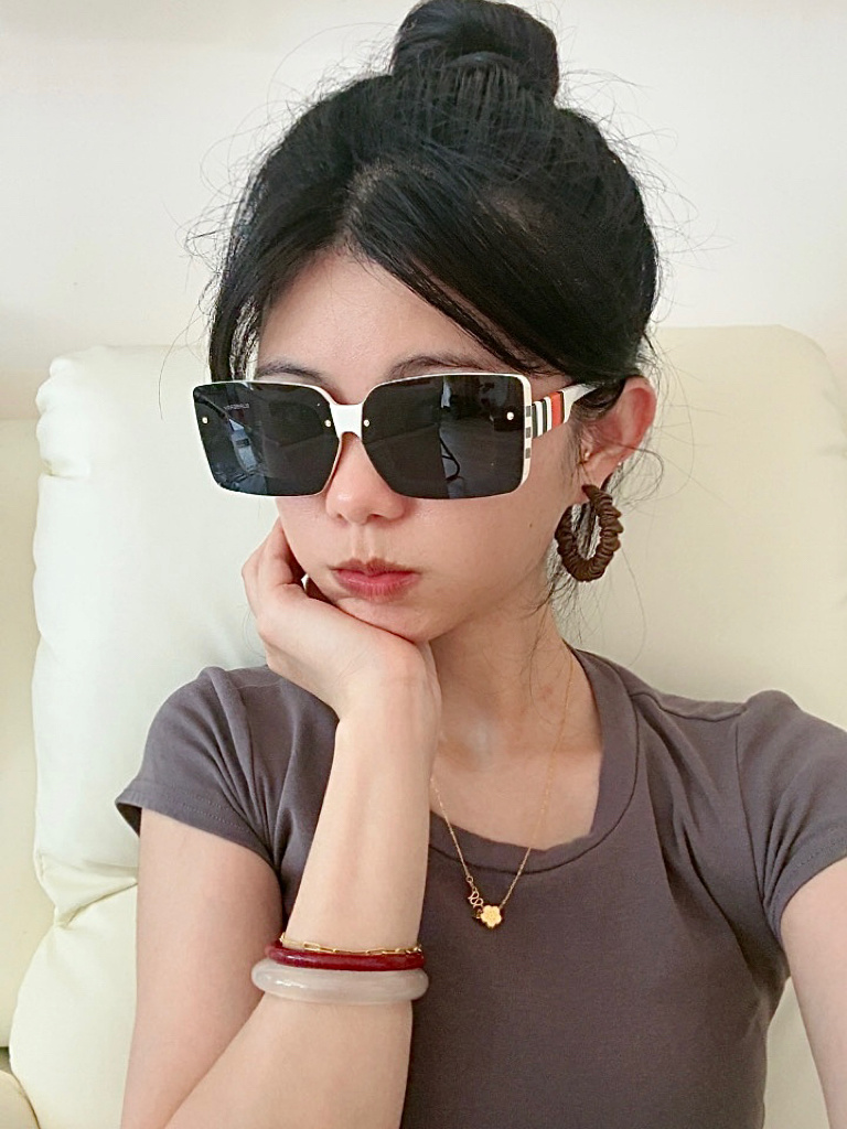 【偏光系列太阳镜】🎈原版出货 巴宝莉网红超爆款💙经典奢华全球风[强][酷][亲亲] 时尚方框太阳镜[得意