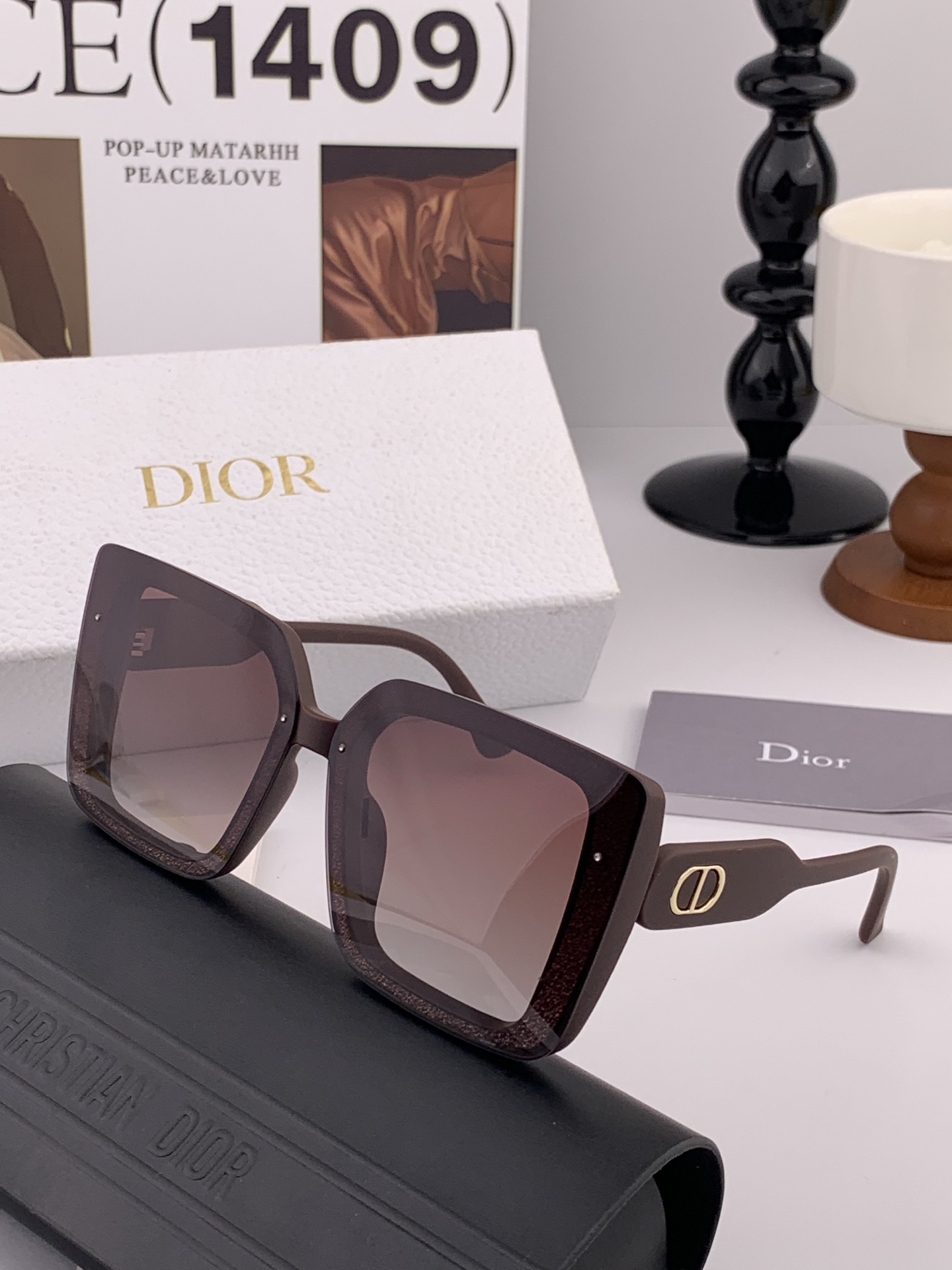 🔺 【DIOR-迪奥】开春新款 潮流爆款 时尚方框偏光太阳镜 高品质 佩戴舒适 网红潮款墨镜 型号：D6