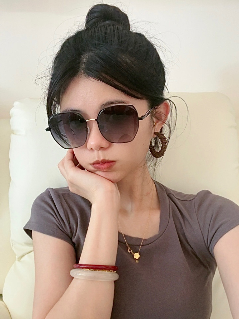 【CHANEL】香奈儿 新款尼龙偏光太眼镜，无框钻石 切边更有质感，大气女人范儿，大脸小脸都好看 ！型号