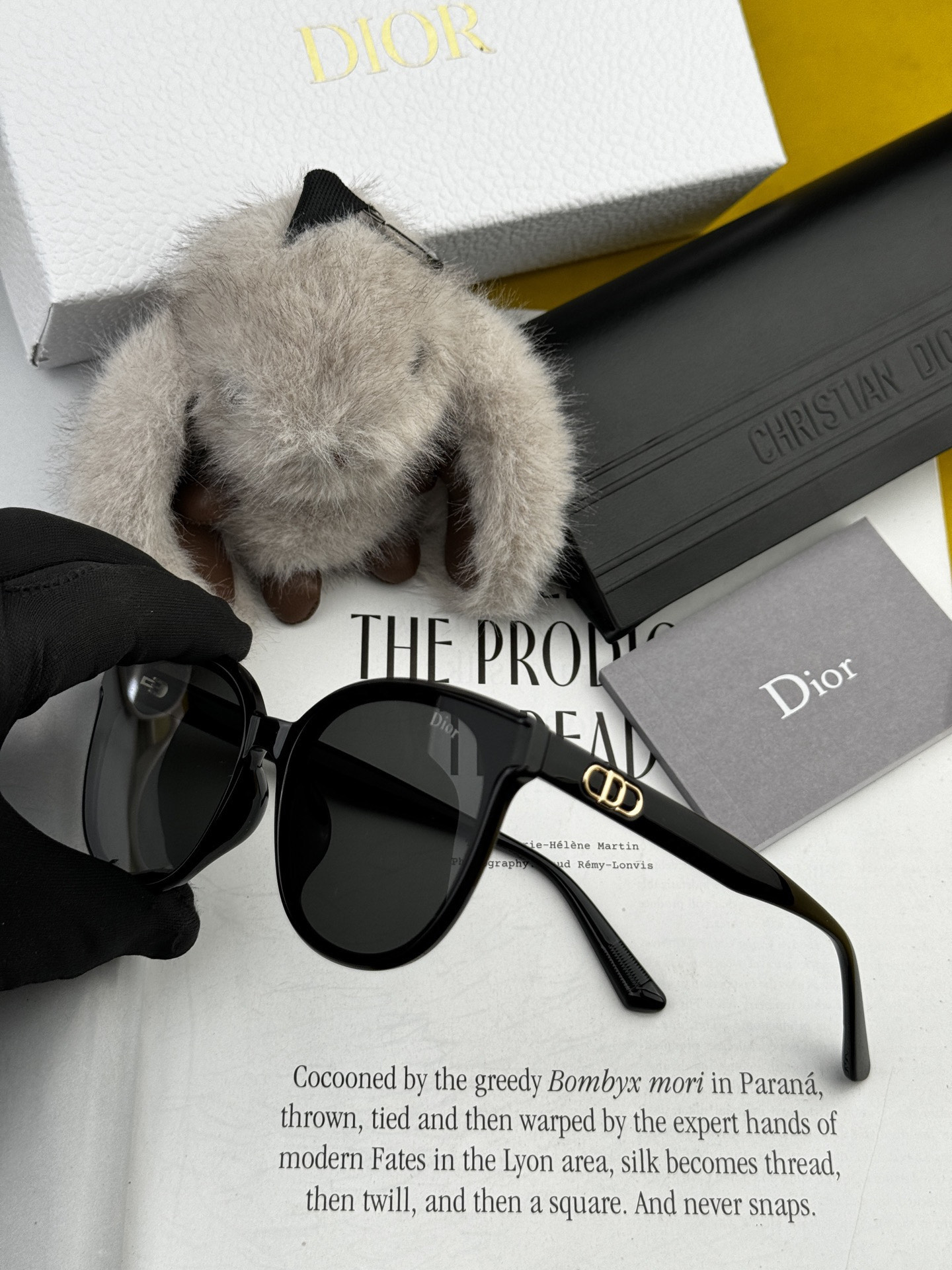 【DIOR-迪奥】开春新款 潮流爆款 时尚圆框偏光太阳镜 高品质 佩戴舒适 网红潮款墨镜 型号：CD25