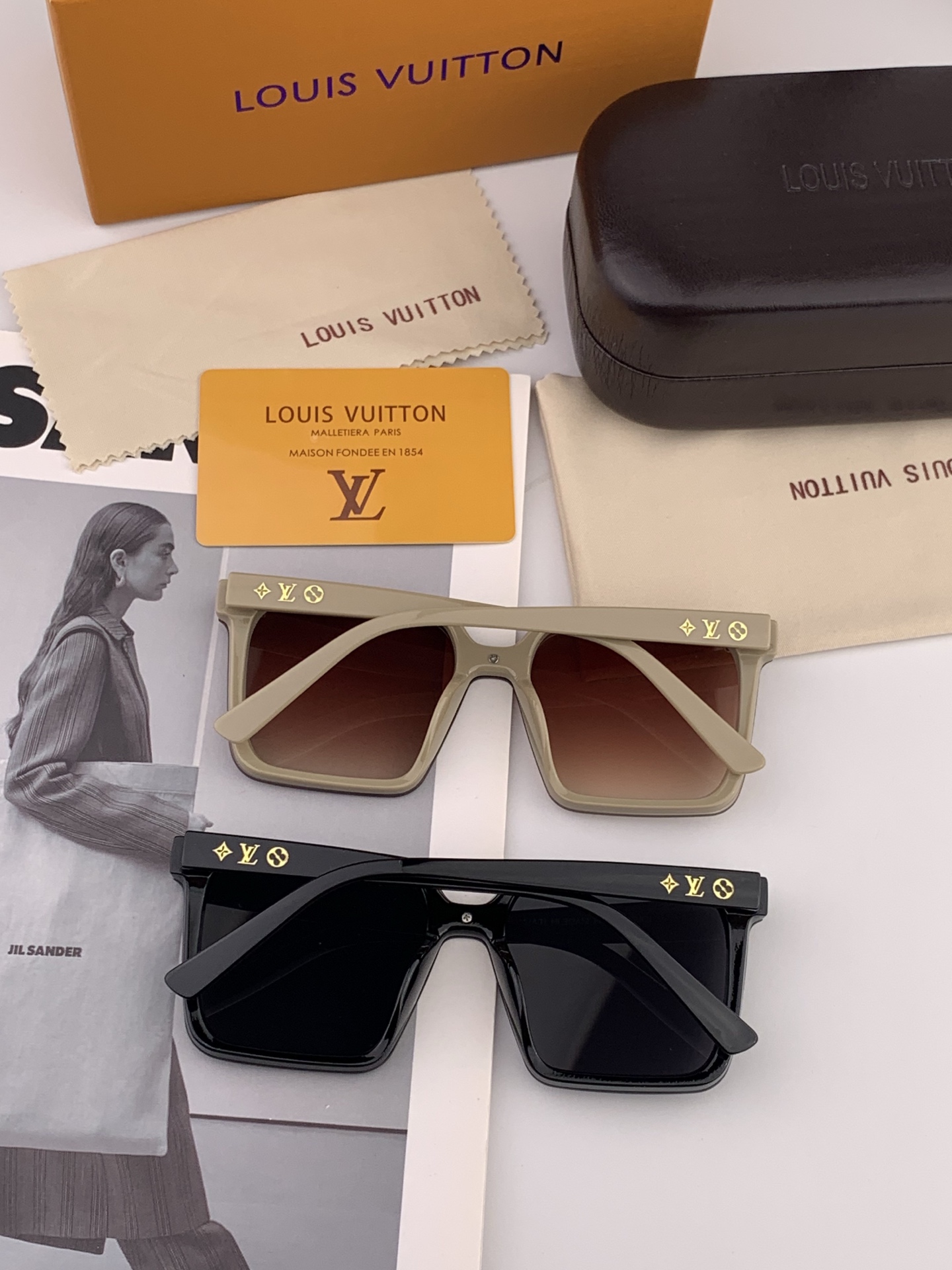 🔺LV🔻早春新款，众多明星同款[色]LV‼️‼️新款大框墨镜 ，🌈🌈宝丽来超清太阳镜🔝🔝型号：L6006