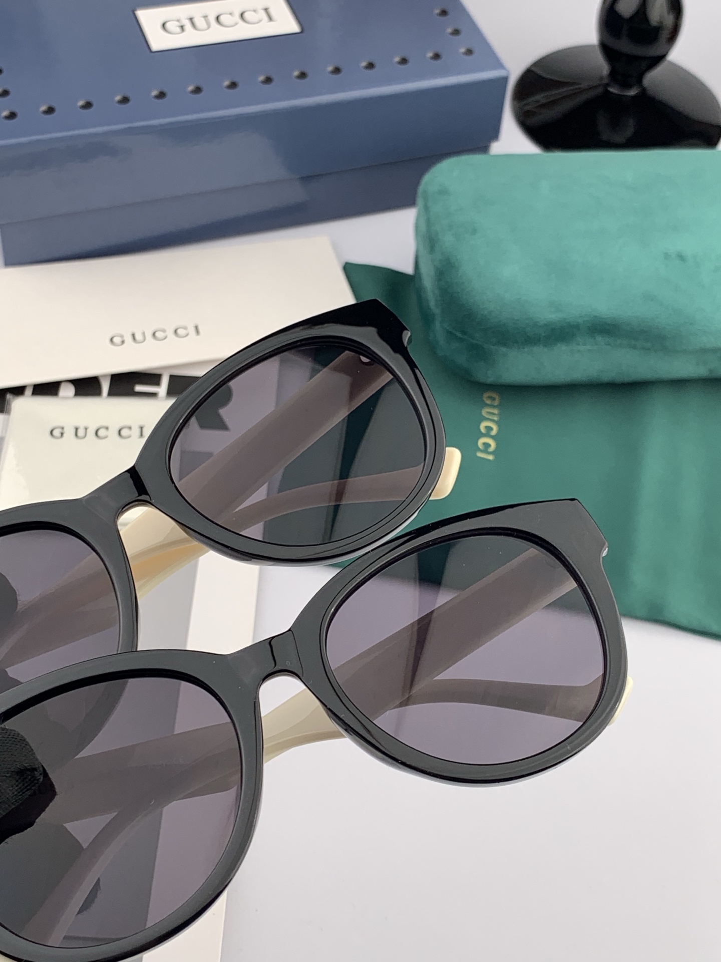 🔺 【GUCCI】开春新款 潮流爆款 时尚圆框太阳镜 高品质 佩戴舒适 网红潮款墨镜 型号：G5601