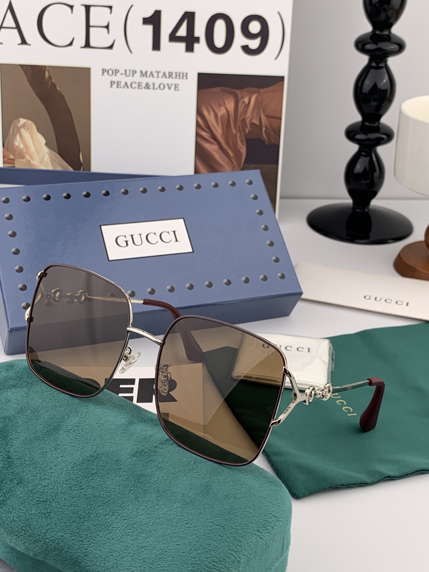 GUCCI 开春新款 最新款方框太阳镜 各路网红纷纷带起气场满分‼️ 俏皮甜美.上脸效果更佳.金属质感超