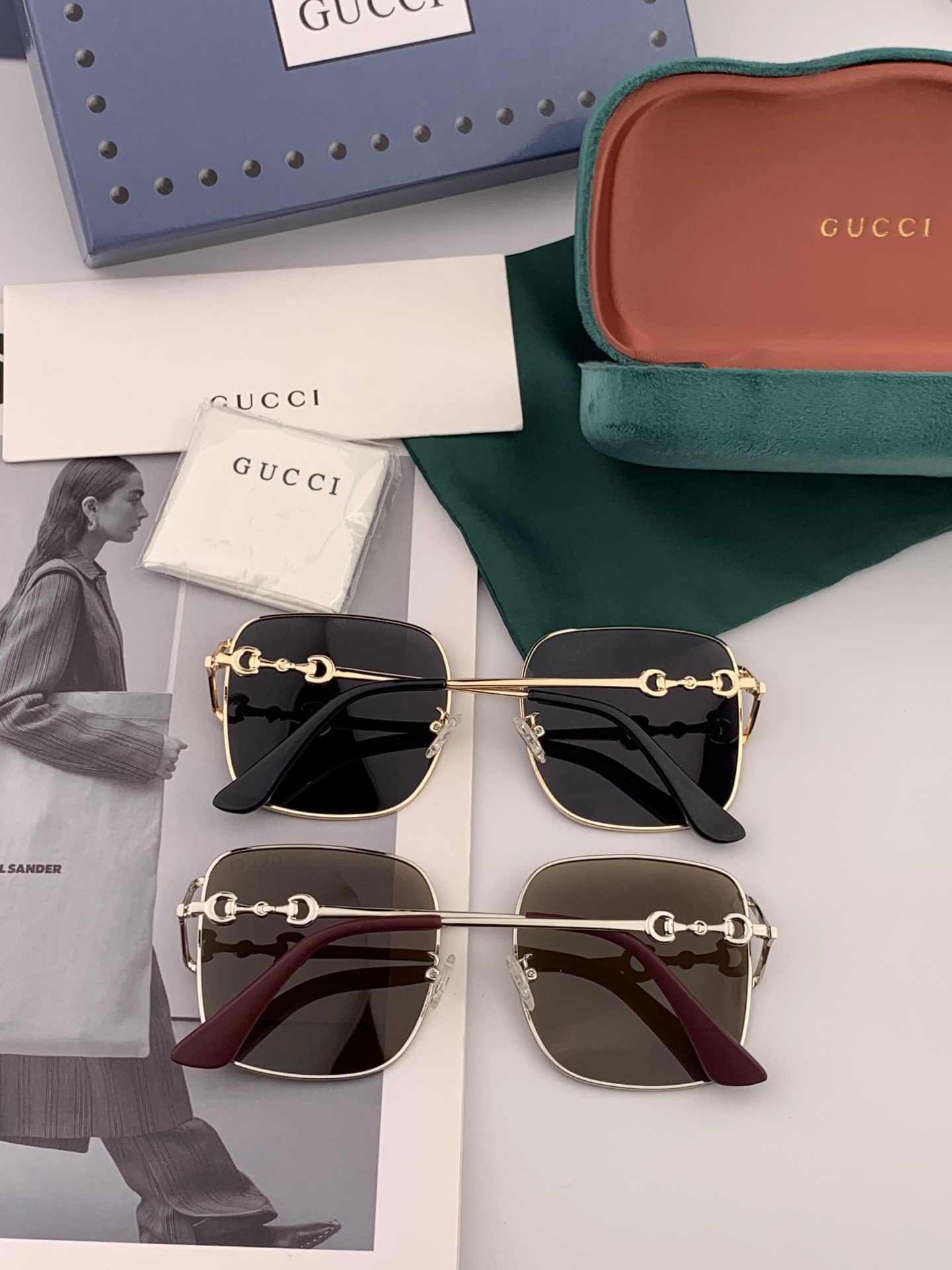 GUCCI 开春新款 最新款方框太阳镜 各路网红纷纷带起气场满分‼️ 俏皮甜美.上脸效果更佳.金属质感超