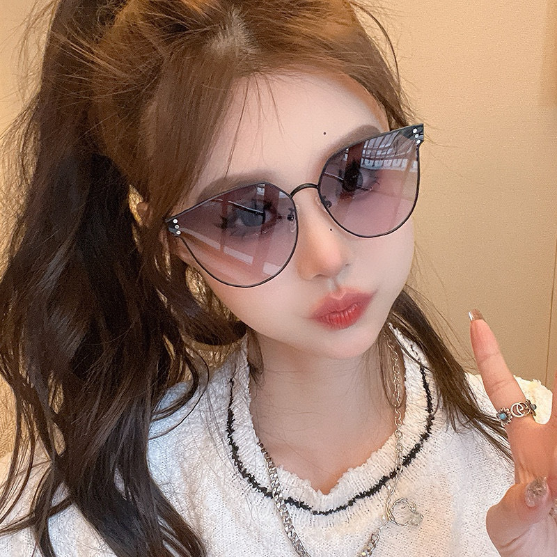 🔺 【GUCCI】开春新款 潮流爆款 时尚太阳镜 高品质 佩戴舒适 网红潮款墨镜 型号：G3660