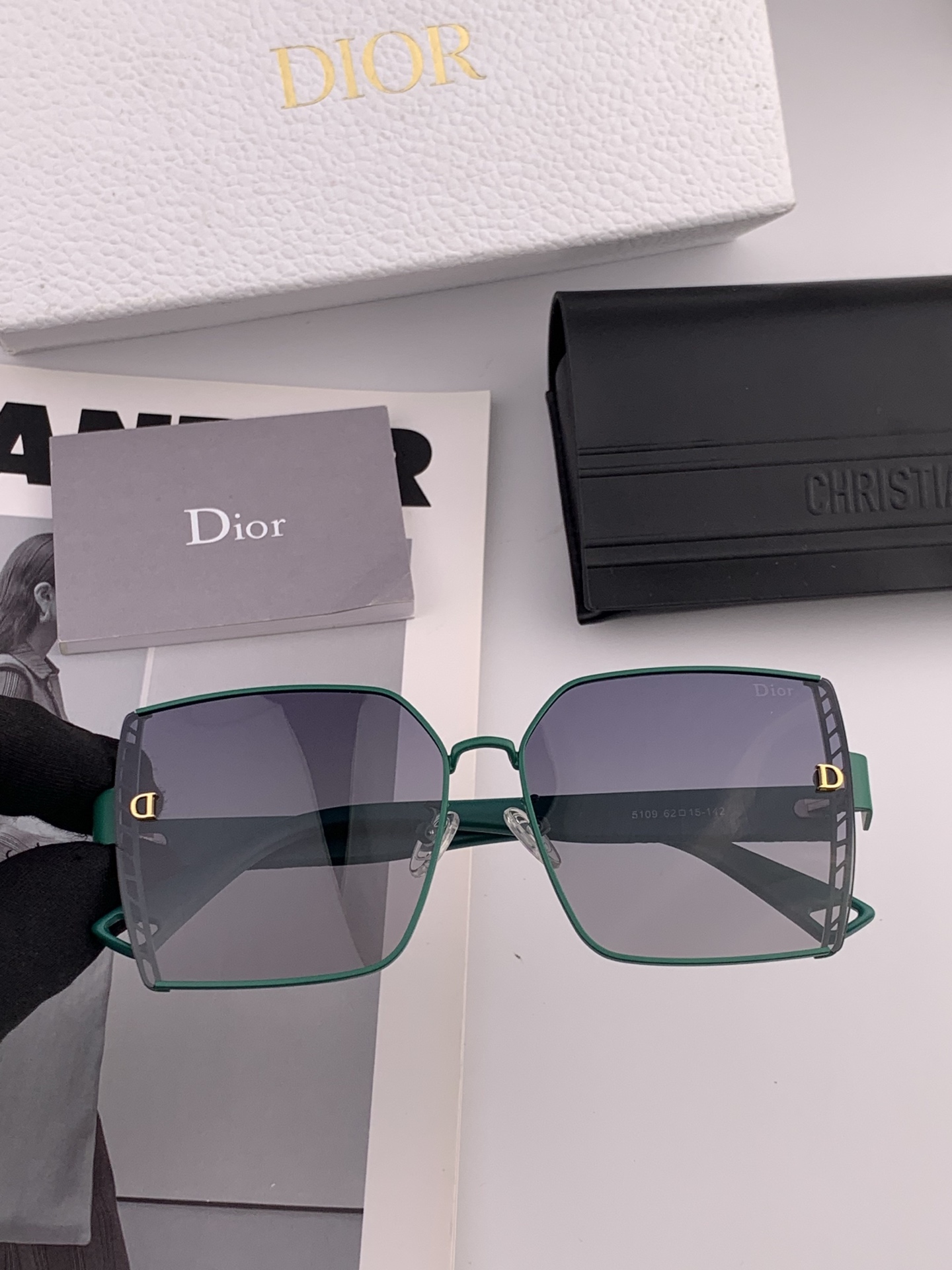 🔺 【DIOR-迪奥】开春新款 潮流爆款 时尚方框偏光太阳镜 高品质 佩戴舒适 网红潮款墨镜 女士高清加