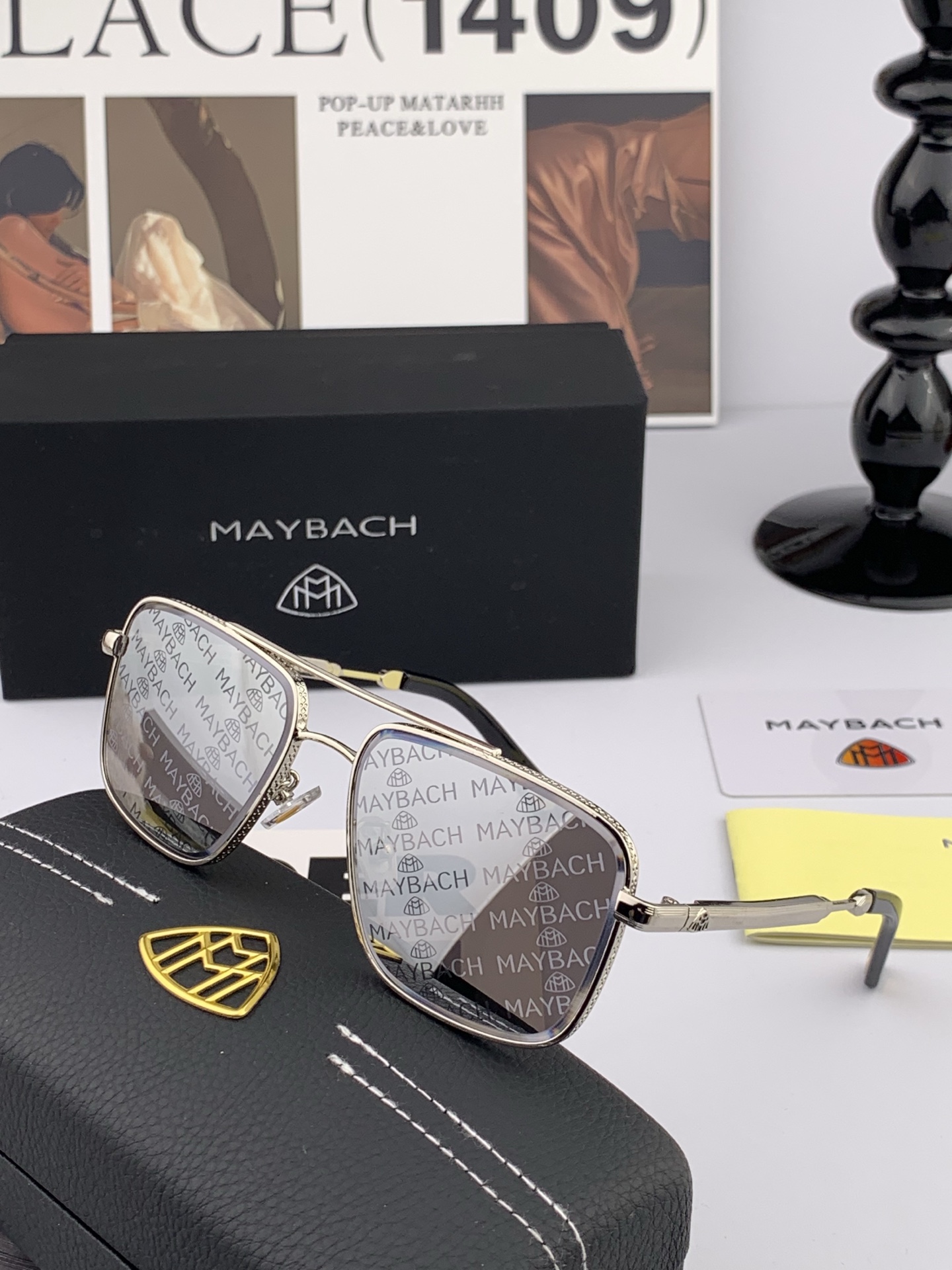 MAYBACH迈巴赫年度最牛硬货👍🏻 官网经典蛤蟆款 ❗️极力推荐款‼️选用定制进口板料双色拼腿 采用K