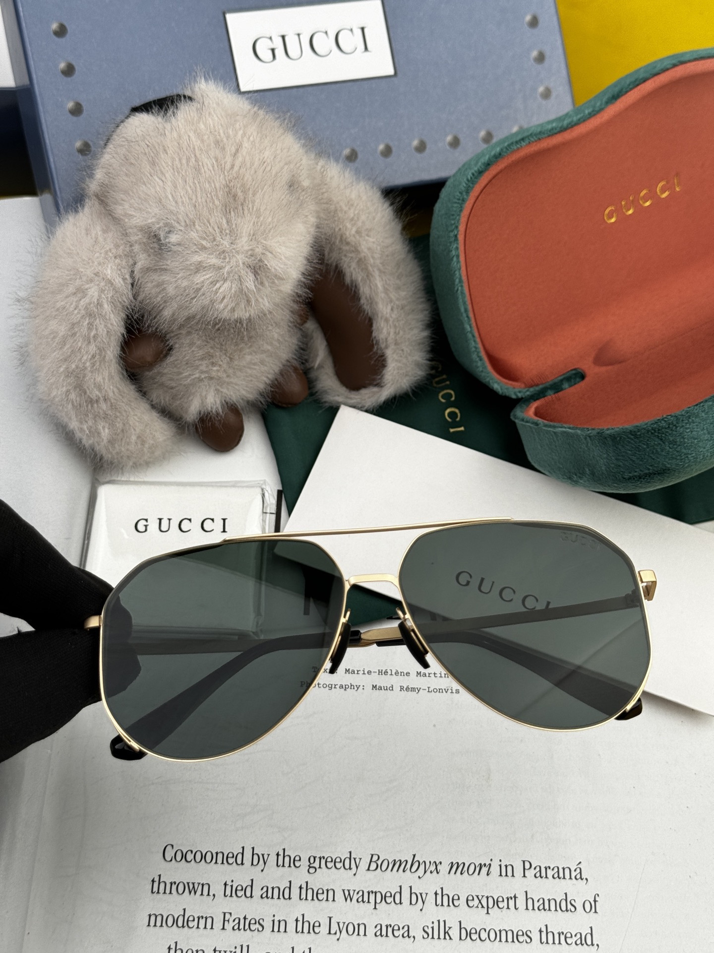 GUCCI 男款炫彩飞行员偏光太阳镜 ❤️材质：高清尼龙加厚卡槽高清偏光镜片 🌹无边框镜架💕颜👍型号：G