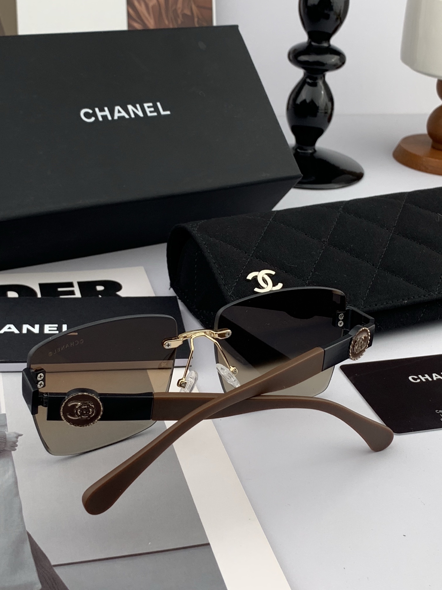 🔺 【香奈儿】开春新款 潮流爆款 时尚方框太阳镜 高品质 佩戴舒适 网红潮款墨镜 女士高清加厚偏光太阳镜