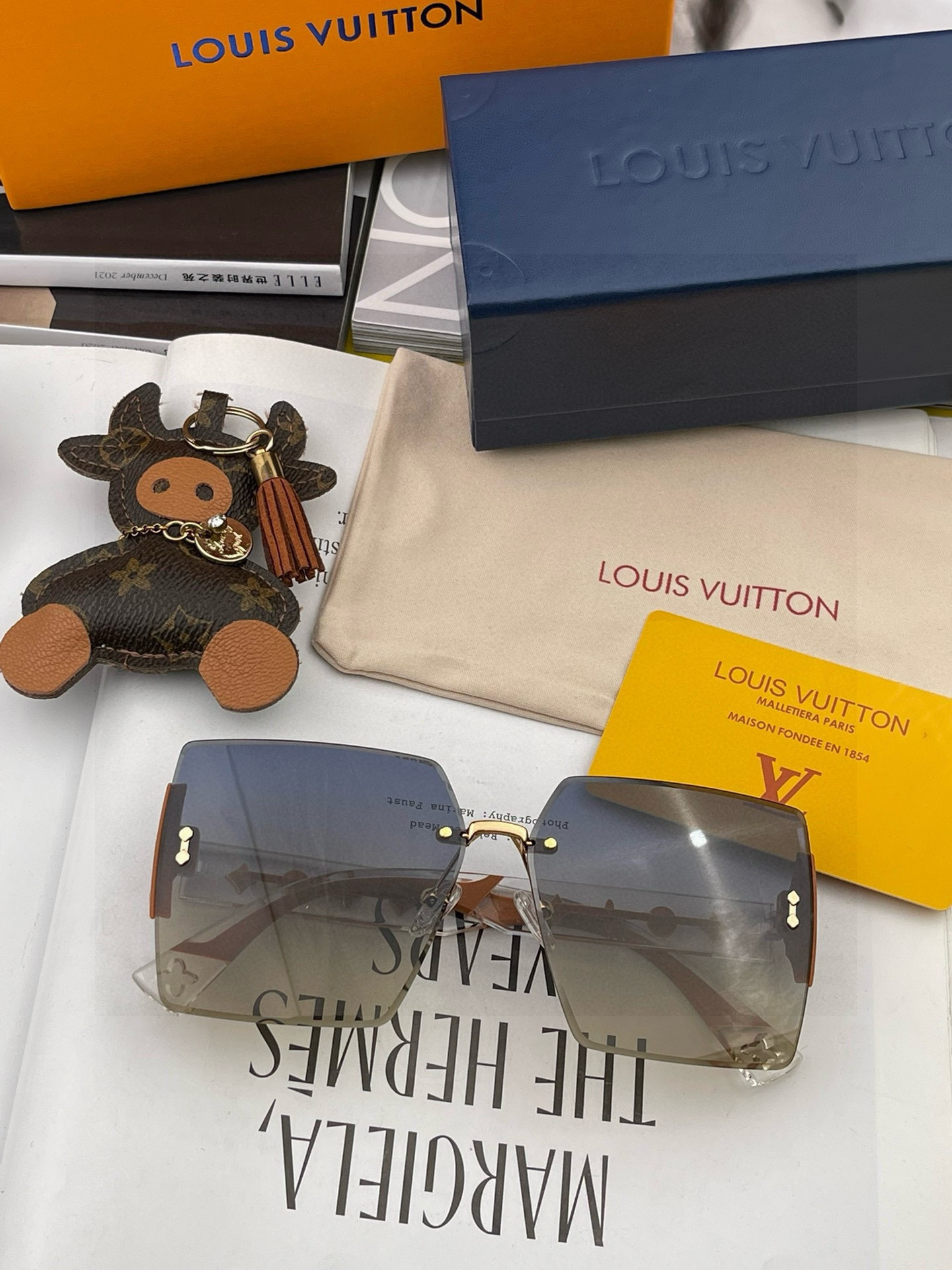 【TR尼龙偏光系列】lv大框太阳镜墨镜经典的方框设计，不挑脸型，无论搭配大衣还是连衣裙都非常显气质尼龙偏