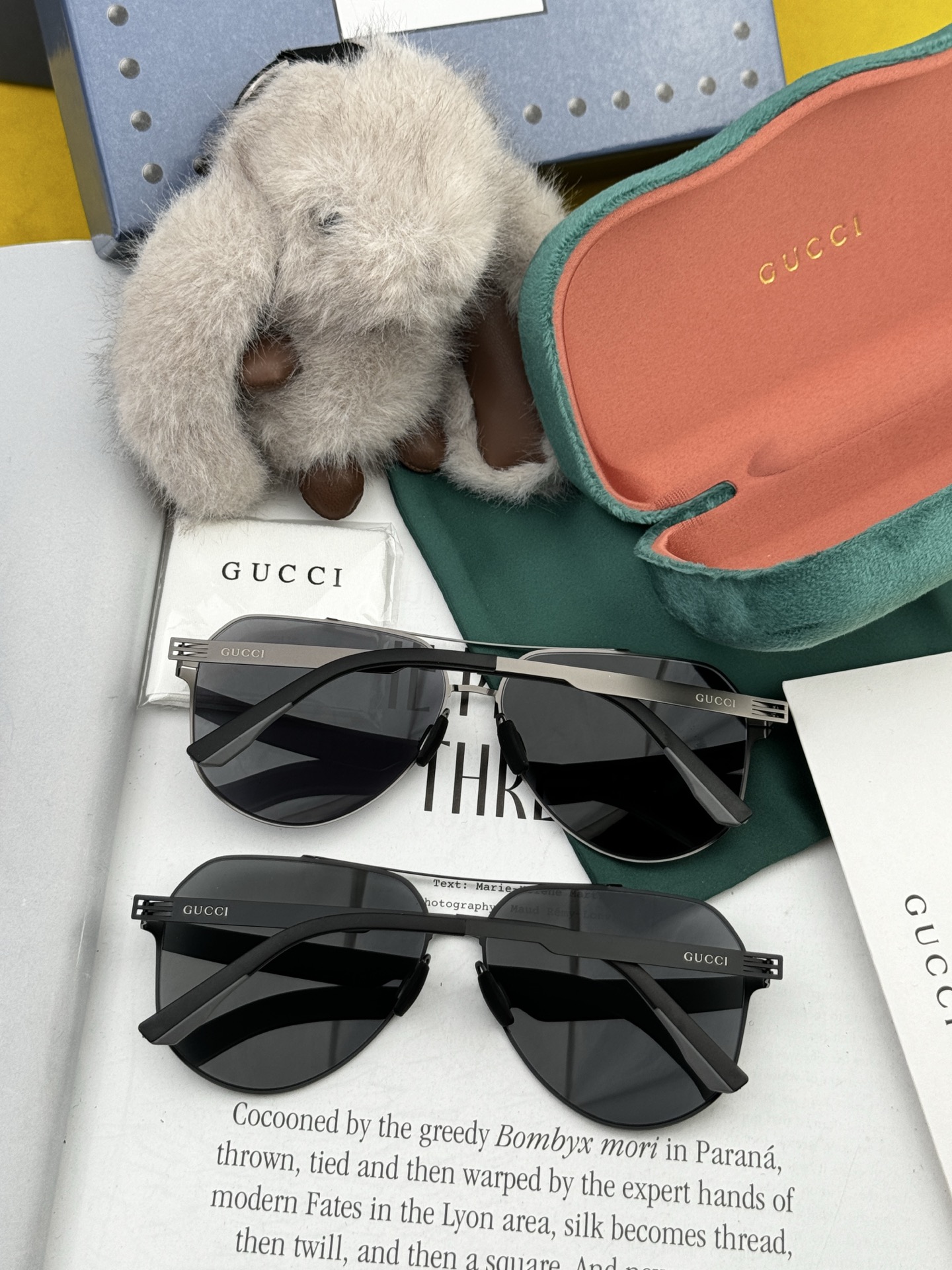 GUCC* 新款男女情侣款太阳iP电镀永不褪色 卖点：超轻超有弹性整幅眼镜无螺丝重要的是压不坏、镜片：高