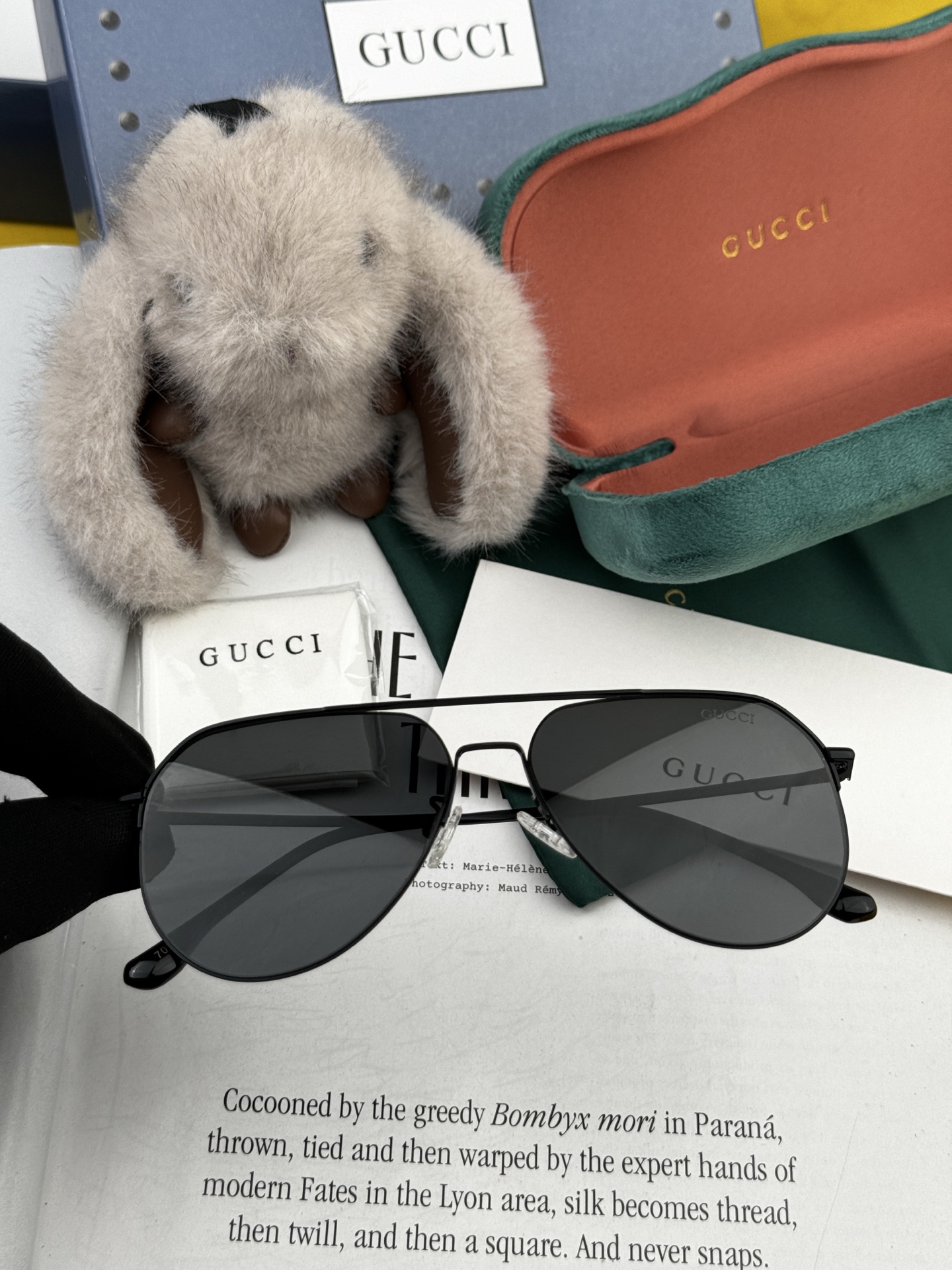 GUCCI 男款炫彩飞行员偏光太阳镜 ❤️材质：高清尼龙加厚卡槽高清偏光镜片 🌹无边框镜架💕颜👍型号：G