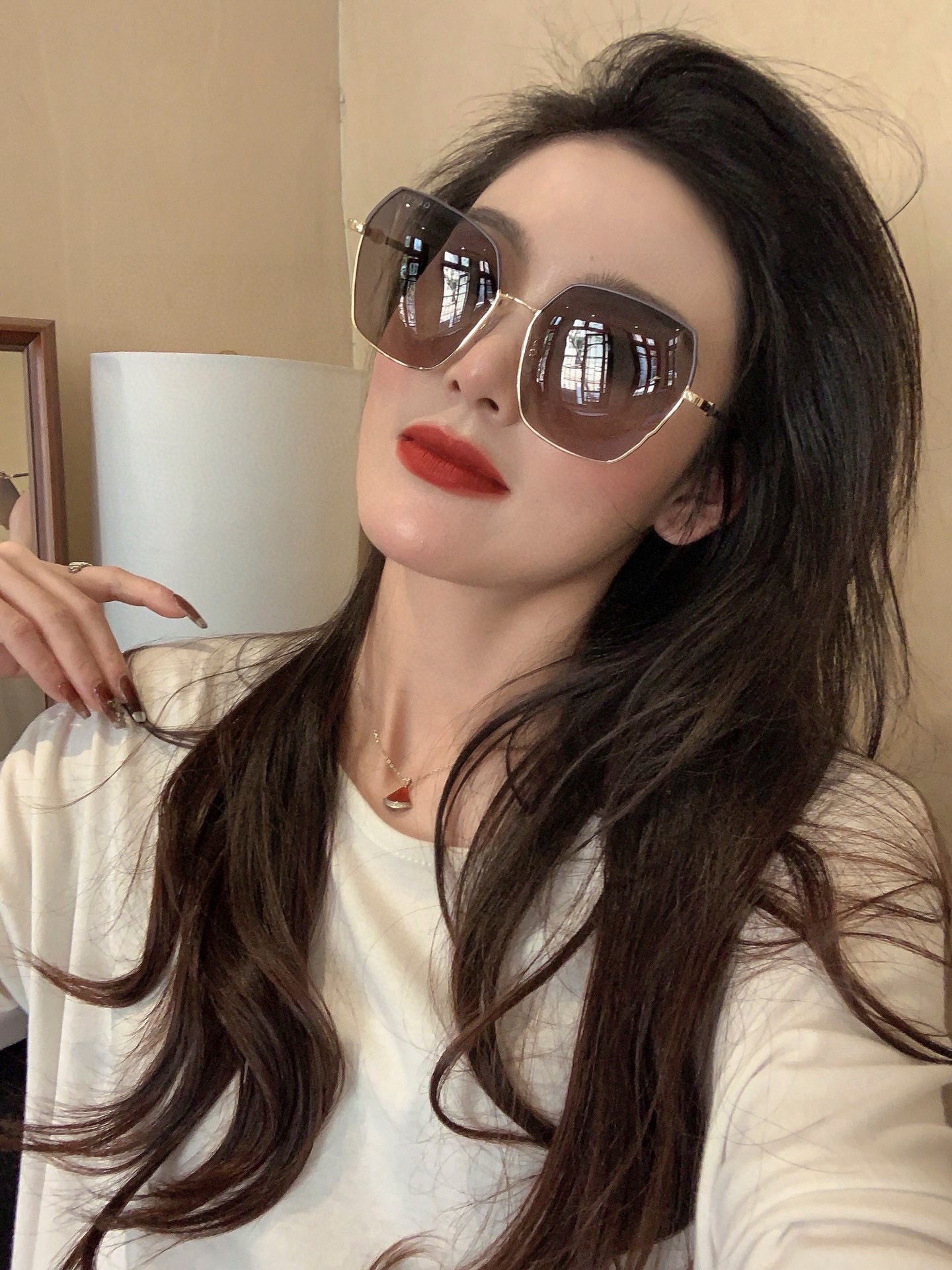 🔺 【DIOR-迪奥】开春新款 潮流爆款 时尚方框偏光太阳镜 高品质 佩戴舒适 网红潮款墨镜 型号：D6