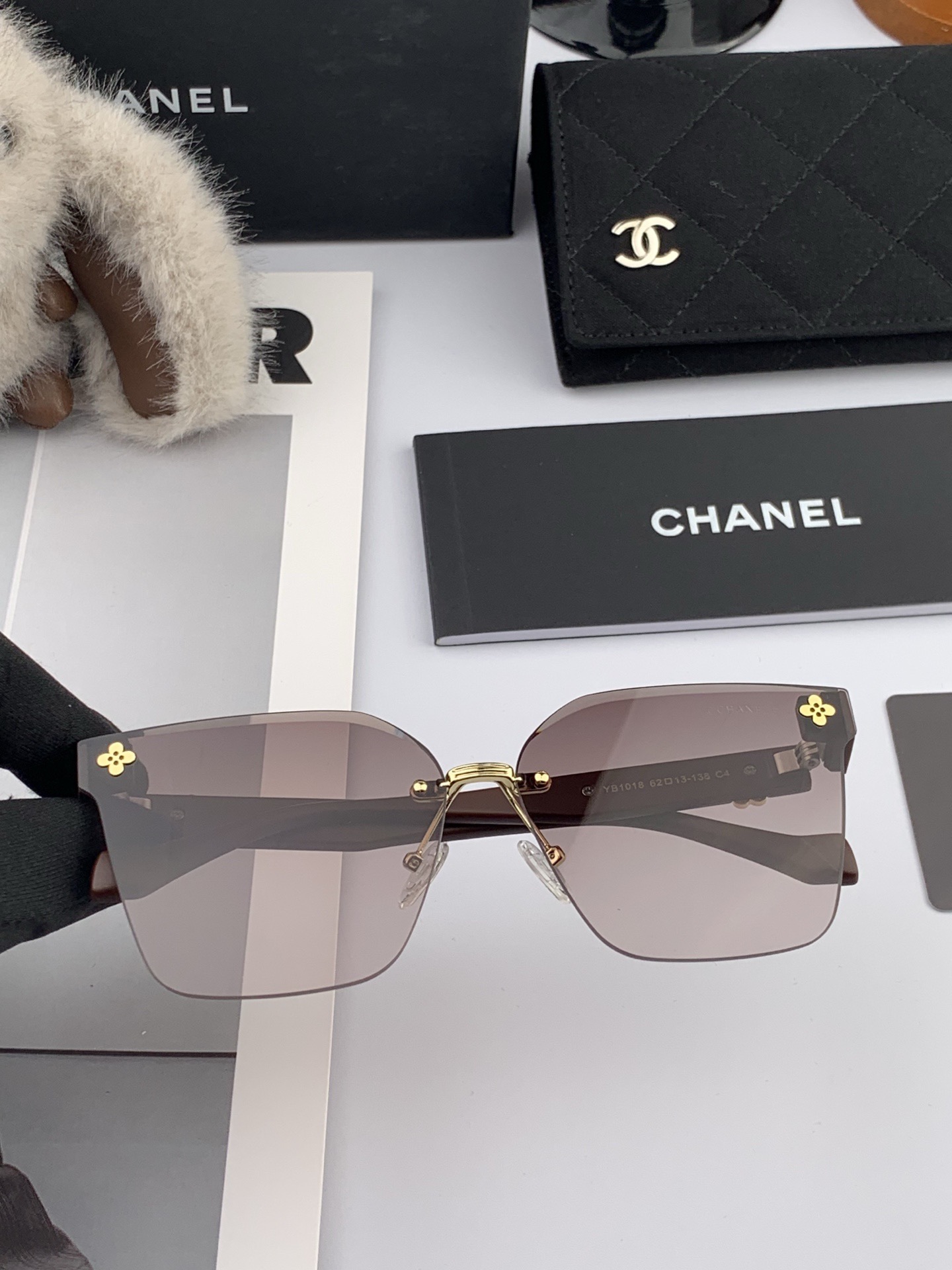 🔺 【香奈儿】开春新款 潮流爆款 时尚方框太阳镜 高品质 佩戴舒适 网红潮款墨镜 女士高清加厚偏光太阳镜