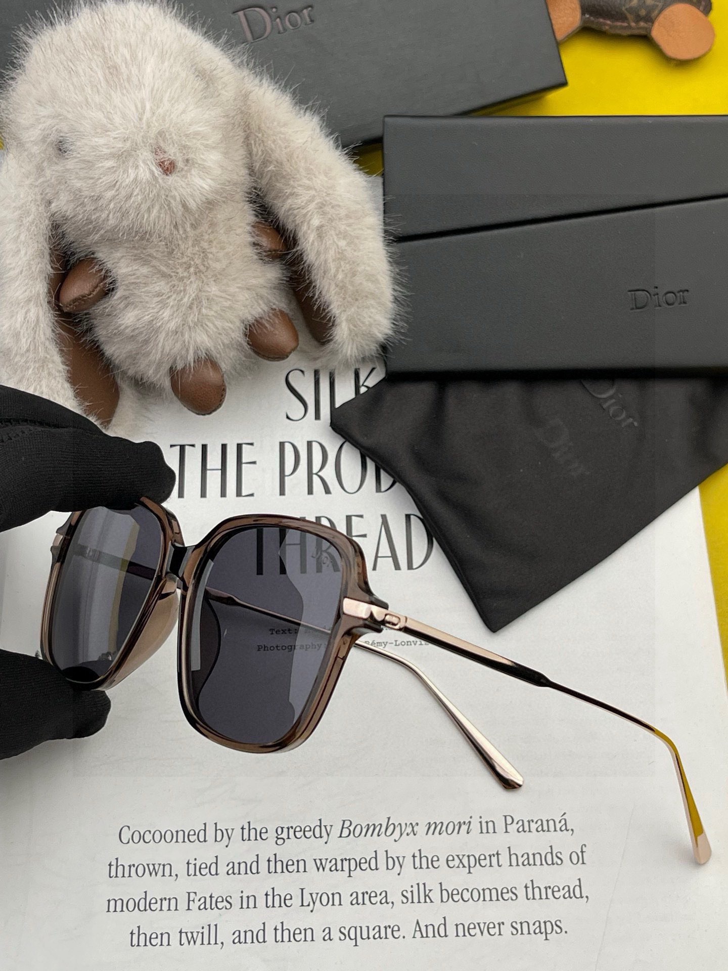 DIOR新款连体驶驾镜墨镜出行必众备多明星同款 太阳镜 男女太士阳镜飞行 型号：CD82804