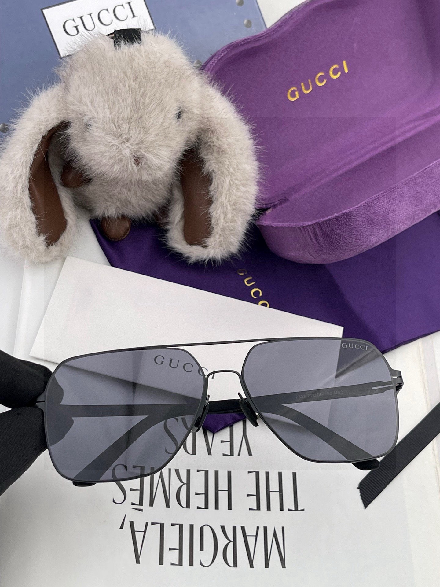 GUCC* 新款男女情侣款太阳iP电镀永不褪色 卖点：超轻超有弹性整幅眼镜无螺丝重要的是压不坏、镜片：高