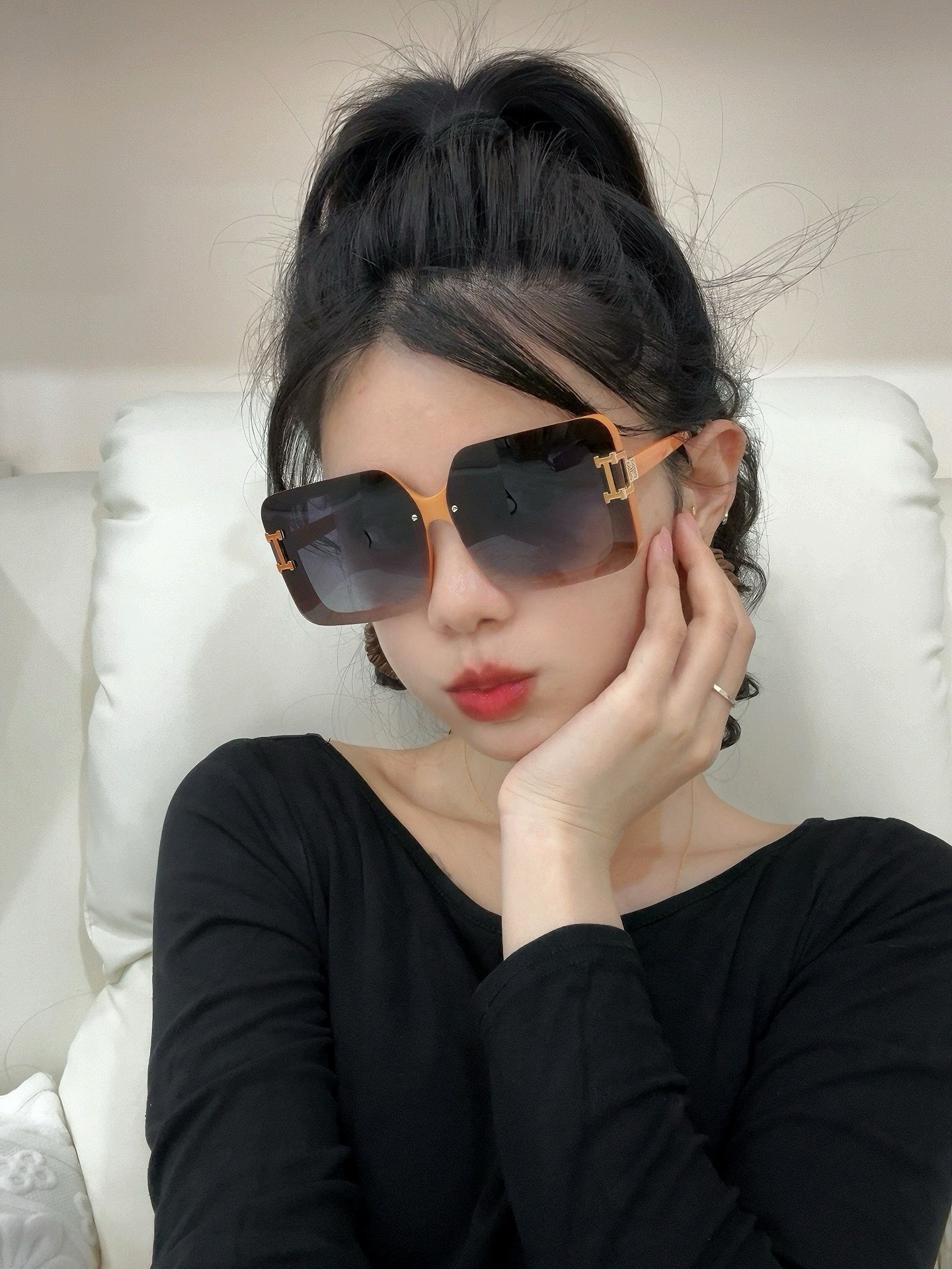 新款 爱马仕女士偏光太阳镜🕶️ 宝丽来高清镜片🎉高品质TR-90镜框 时尚百搭！型号：H3881