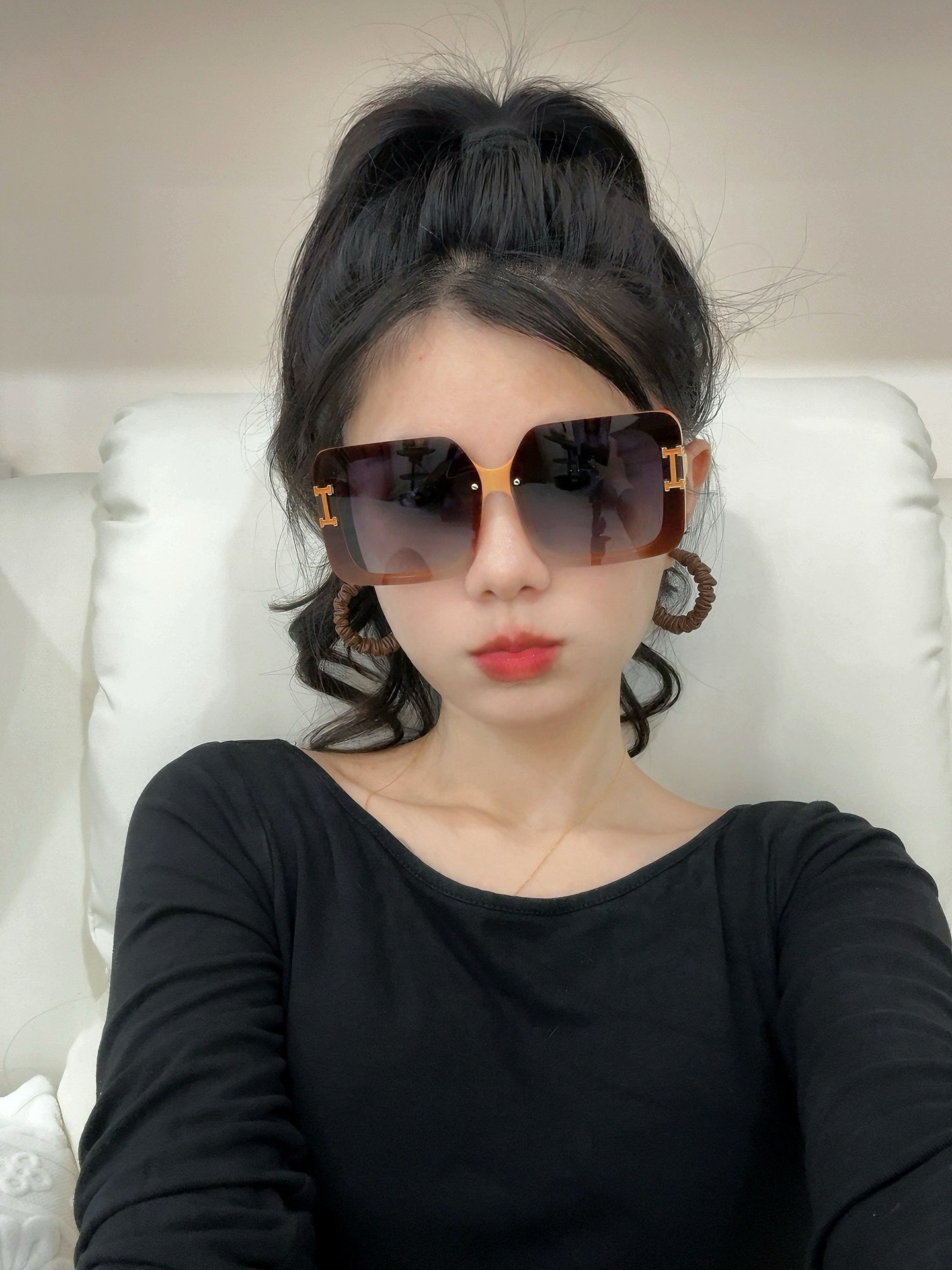 新款 爱马仕女士偏光太阳镜🕶️ 宝丽来高清镜片🎉高品质TR-90镜框 时尚百搭！型号：H3881