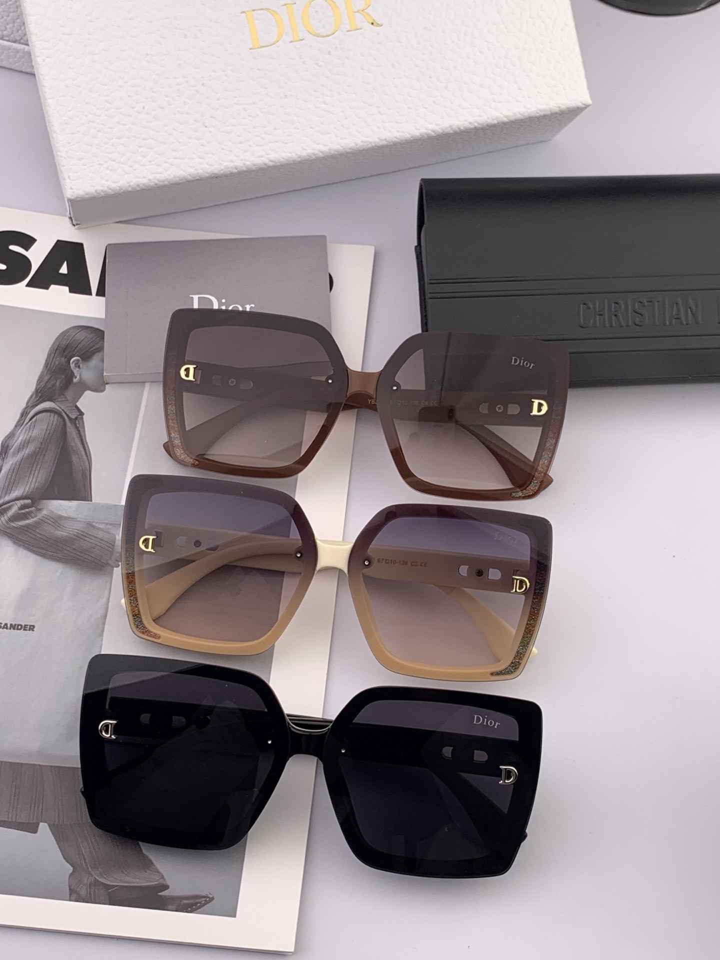 🔺 【DIOR-迪奥】开春新款 潮流爆款 时尚方框太阳镜 高品质 佩戴舒适 网红潮款墨镜 型号：D230